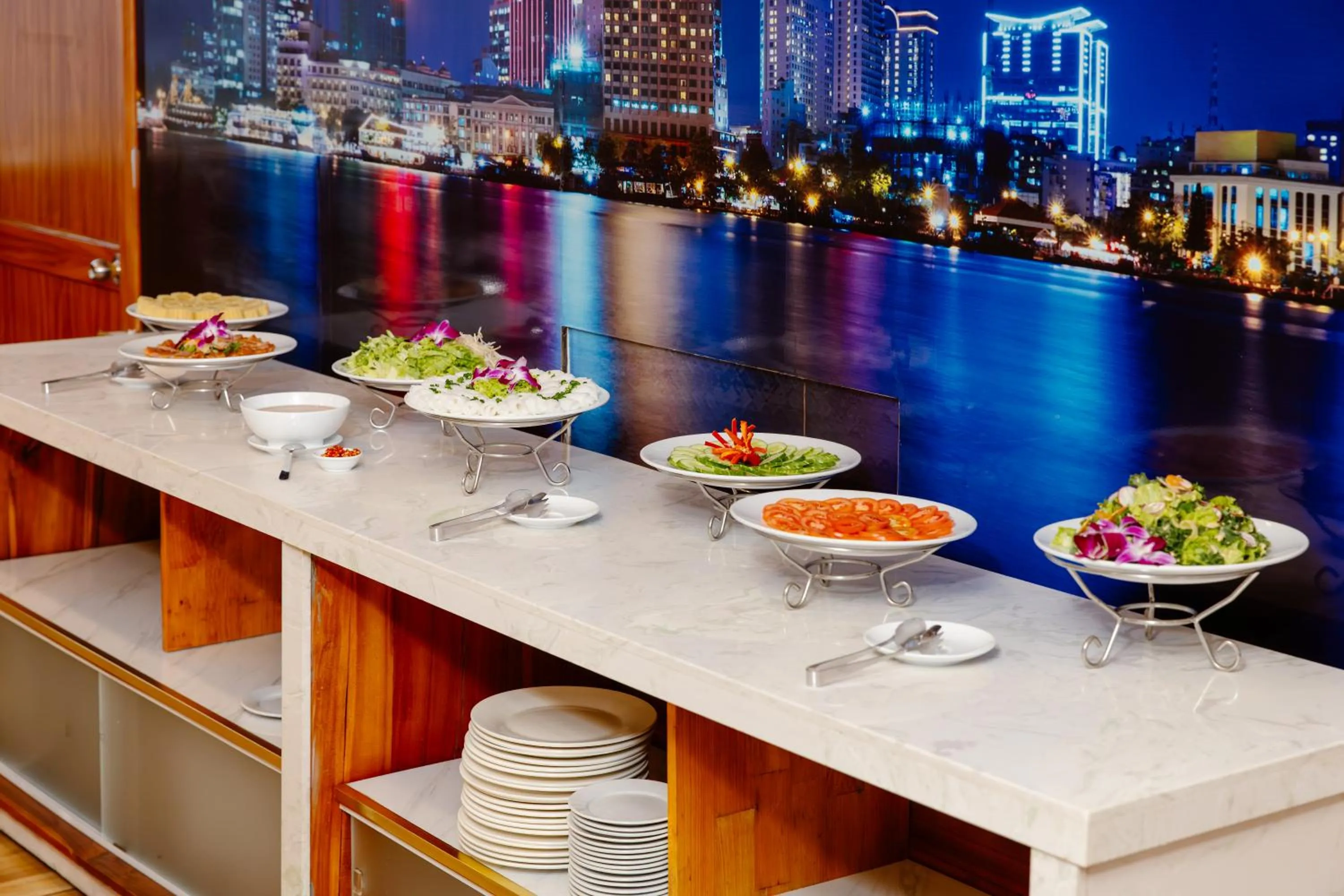 Food in Boss Palace Hotel