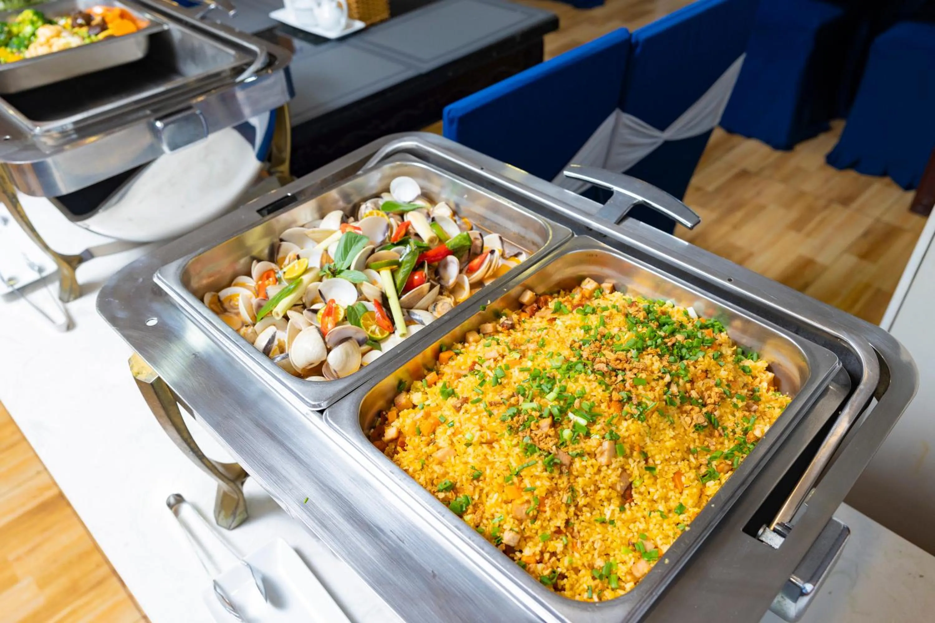 Buffet breakfast in Boss Palace Hotel