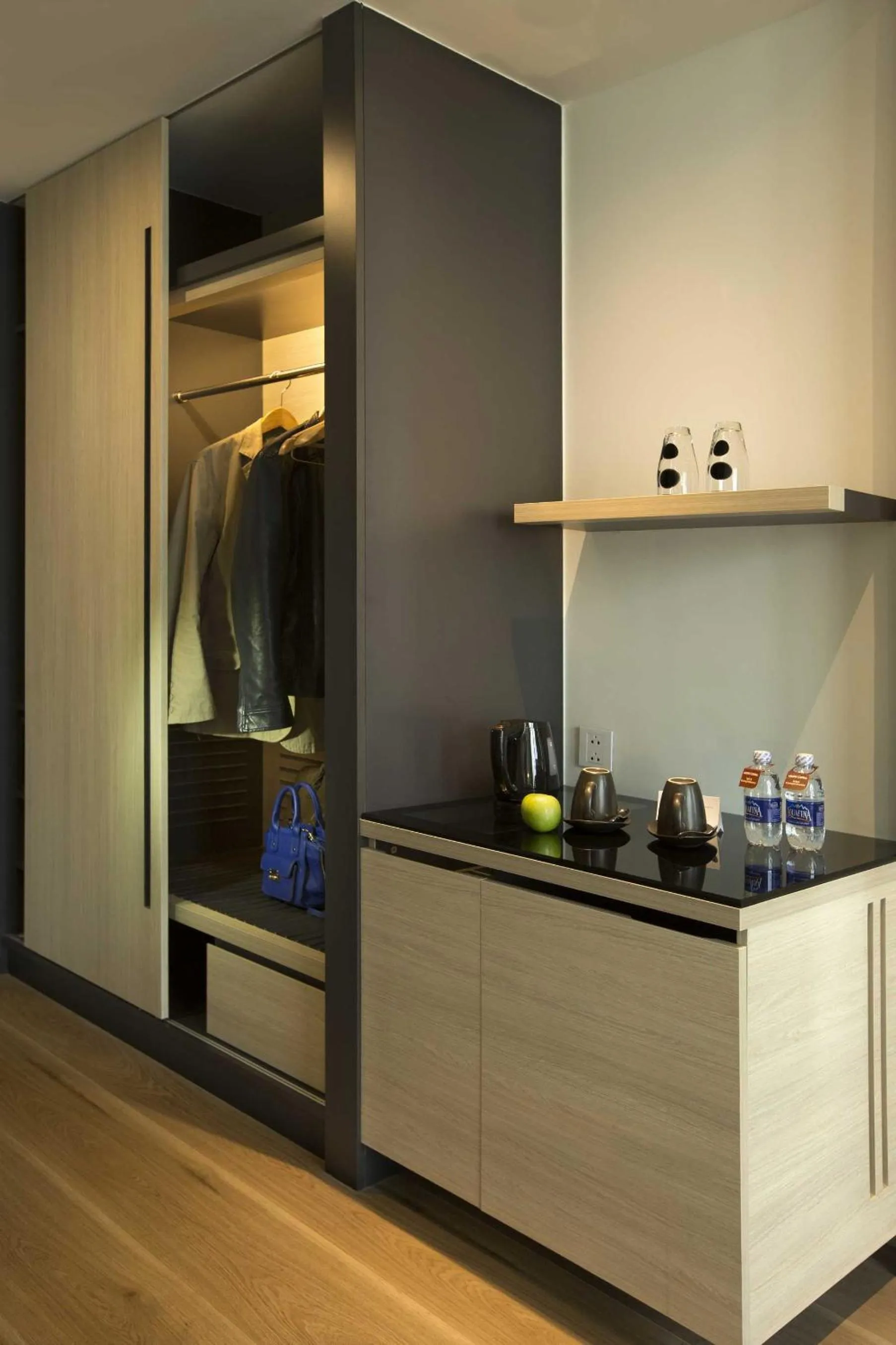 Decorative detail in Liberty Central Saigon Citypoint