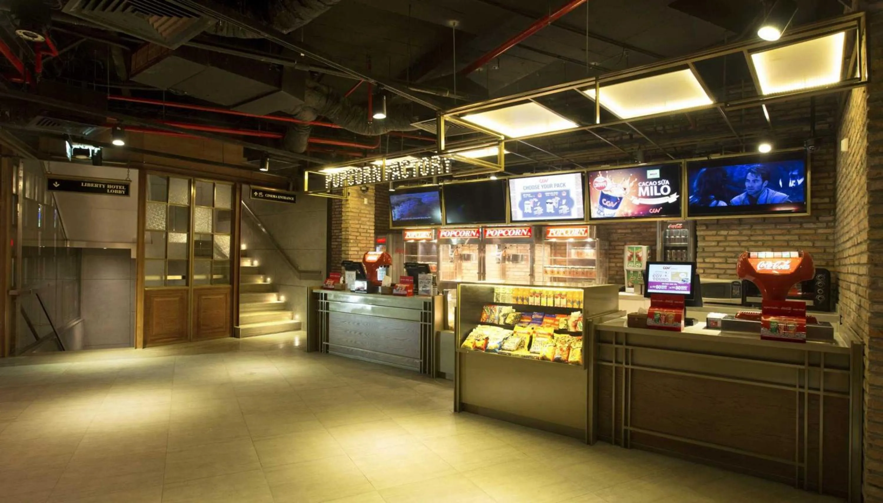 On-site shops in Liberty Central Saigon Citypoint