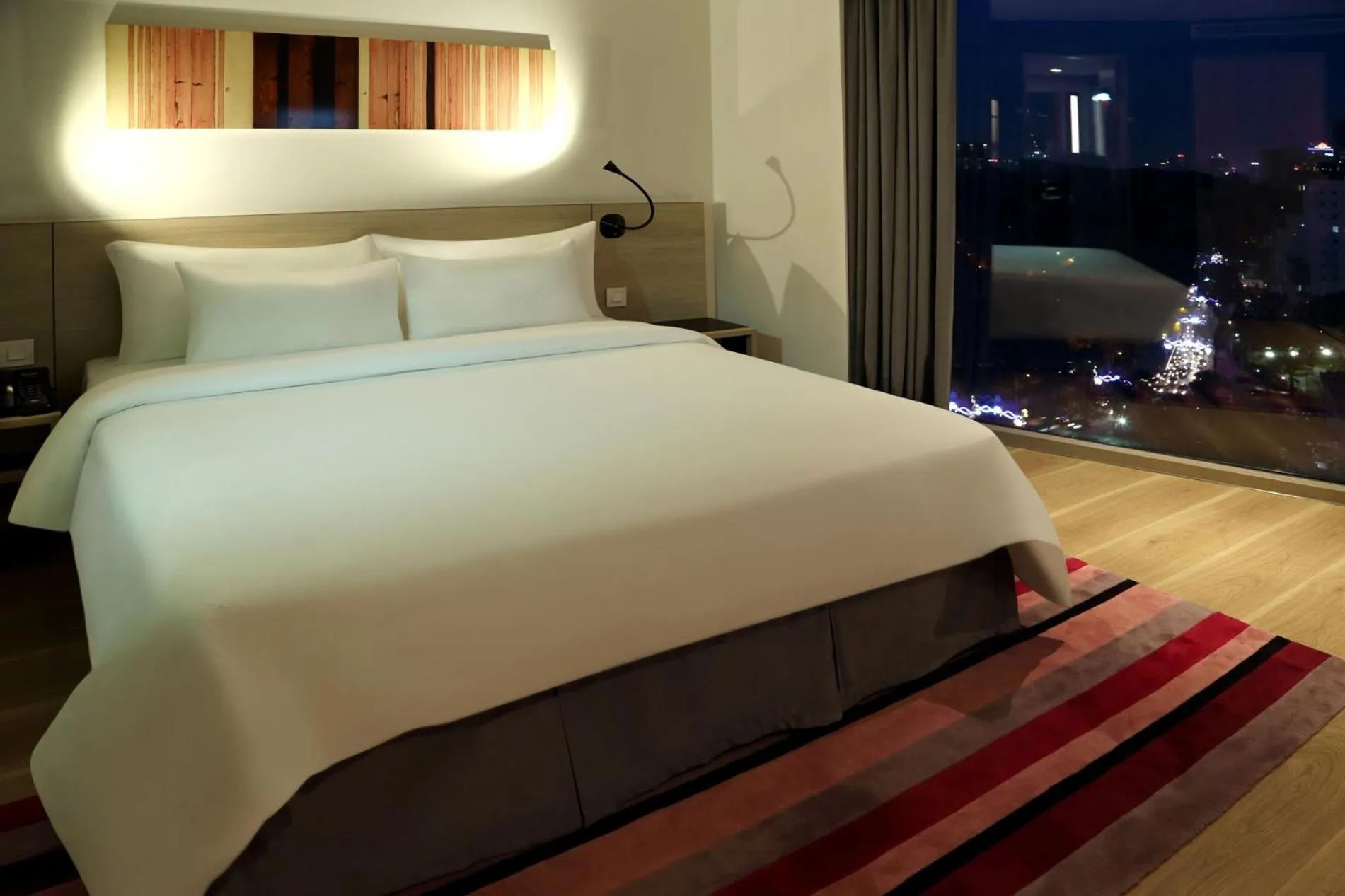 Bed in Liberty Central Saigon Citypoint