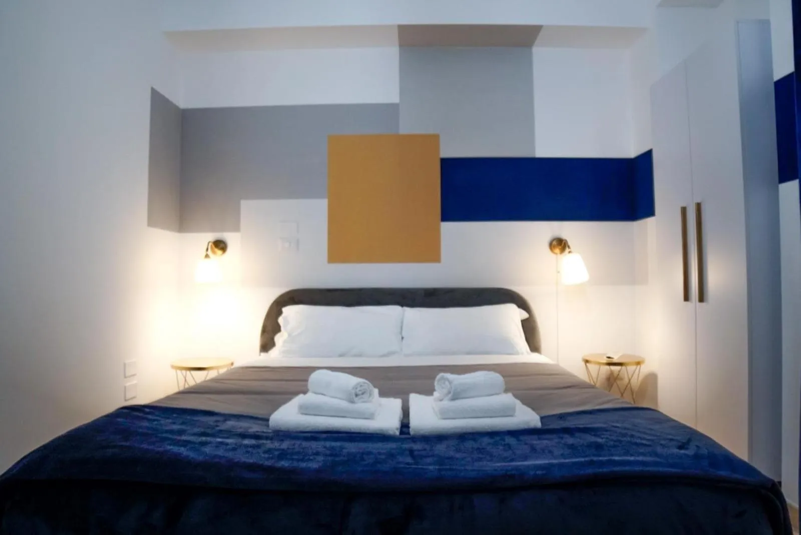 Bedroom, Bed in MATTEOTTI ROOMS