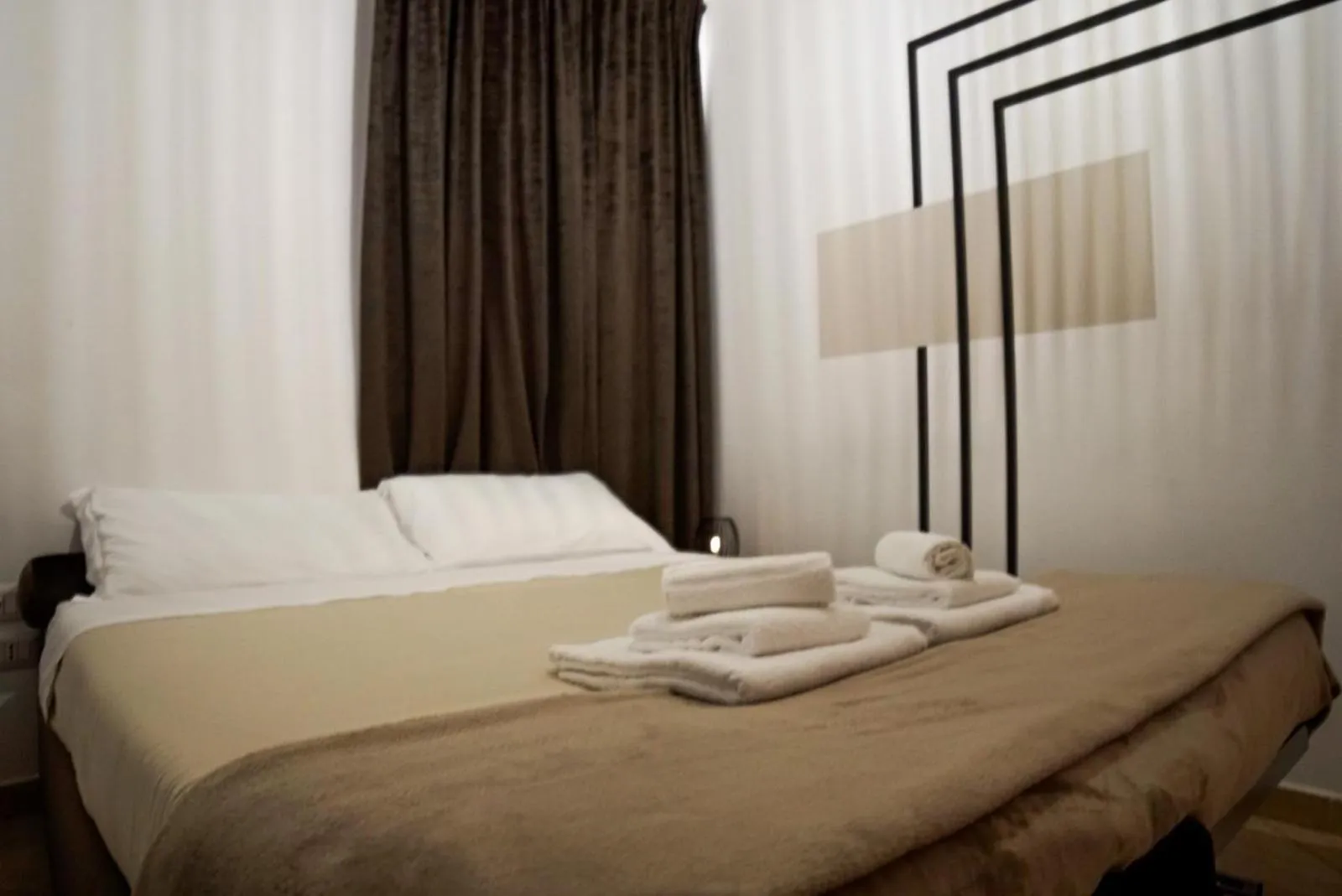 Bedroom, Bed in MATTEOTTI ROOMS