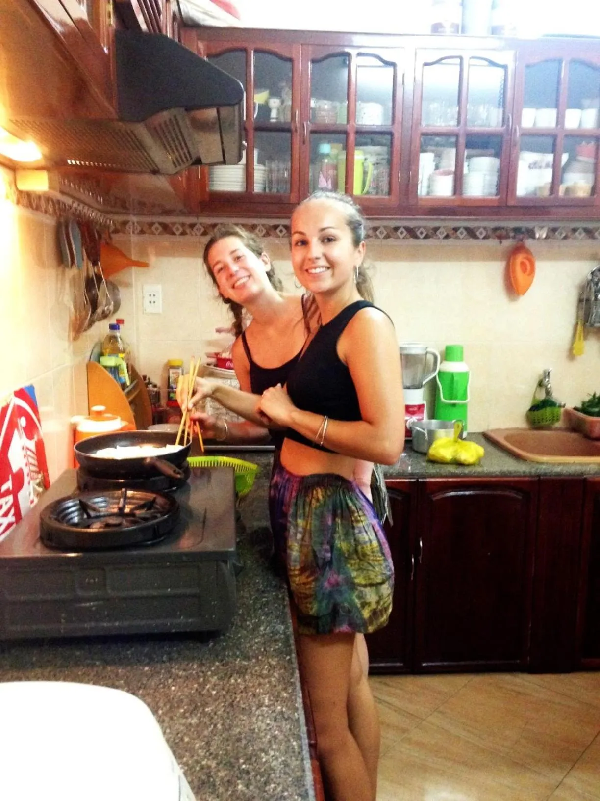 Communal kitchen in Green Garden Homestay