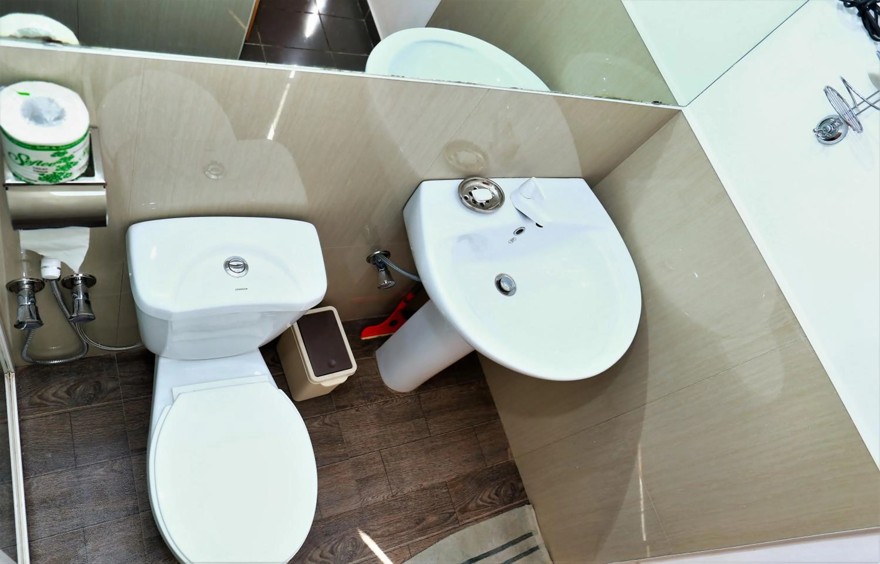 Bathroom in Camellia Dwelling
