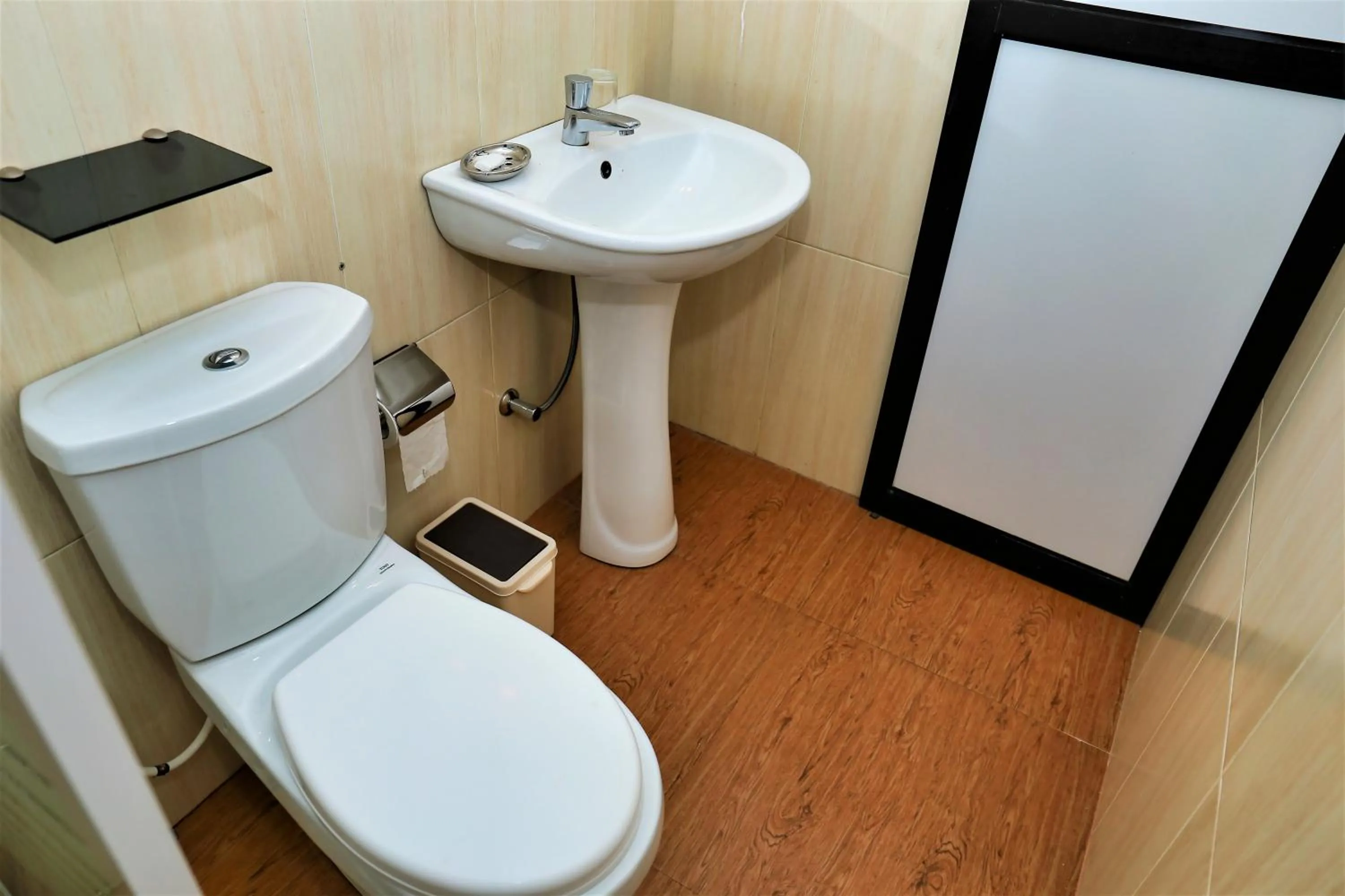 Bathroom in Camellia Dwelling