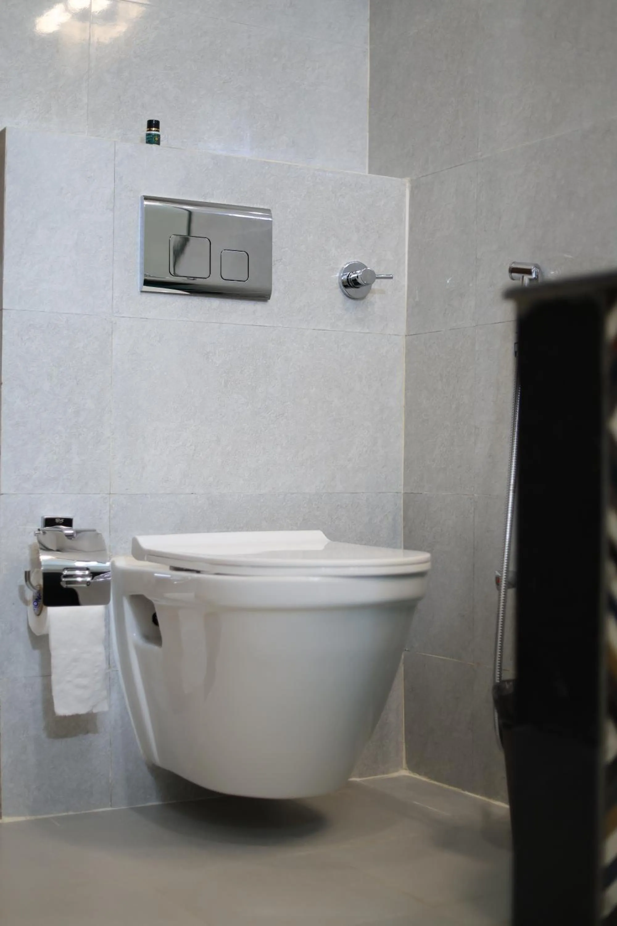 Toilet in Hotel Mahadev Rishikesh