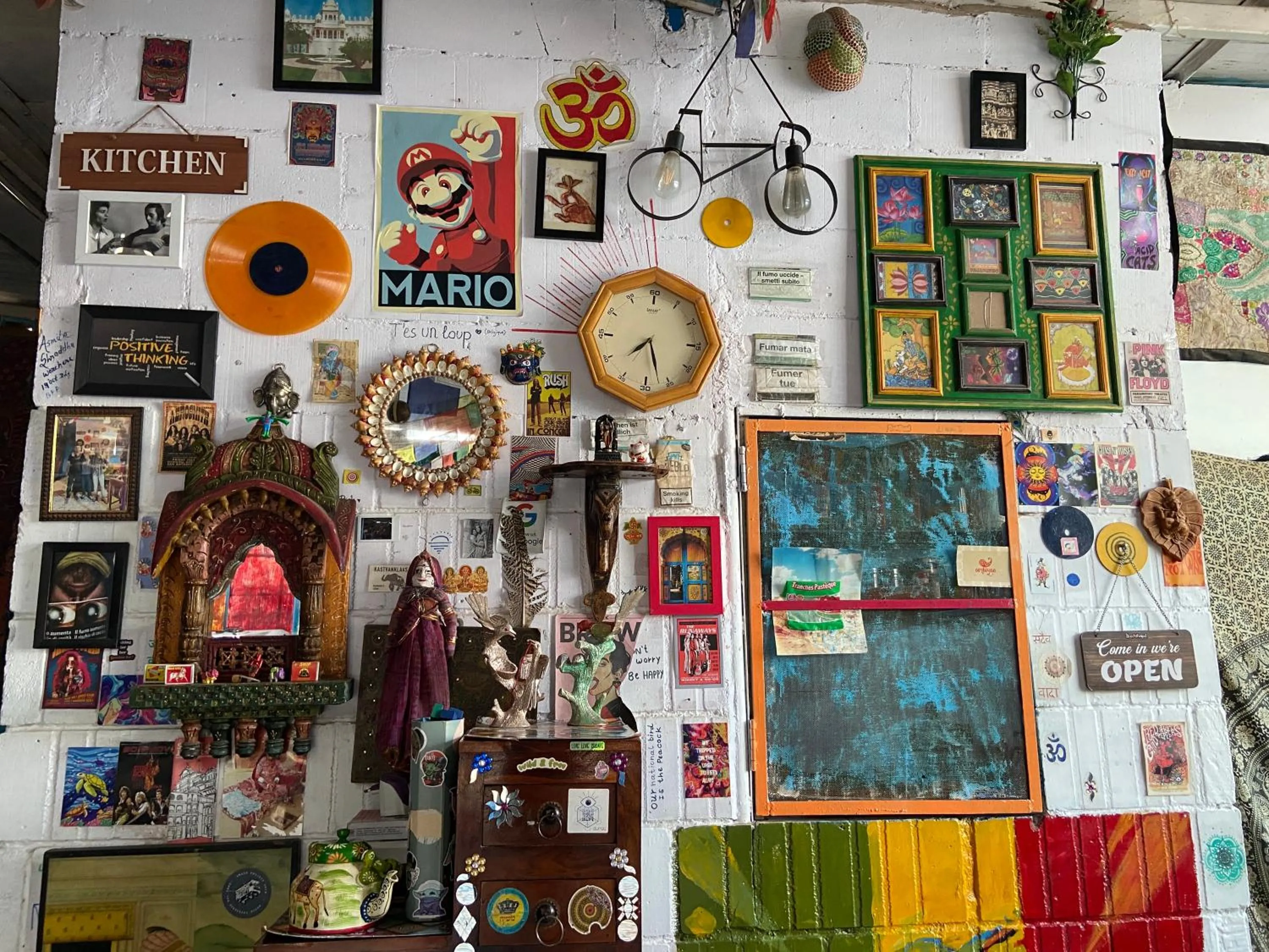 Decorative detail in Bob hostel