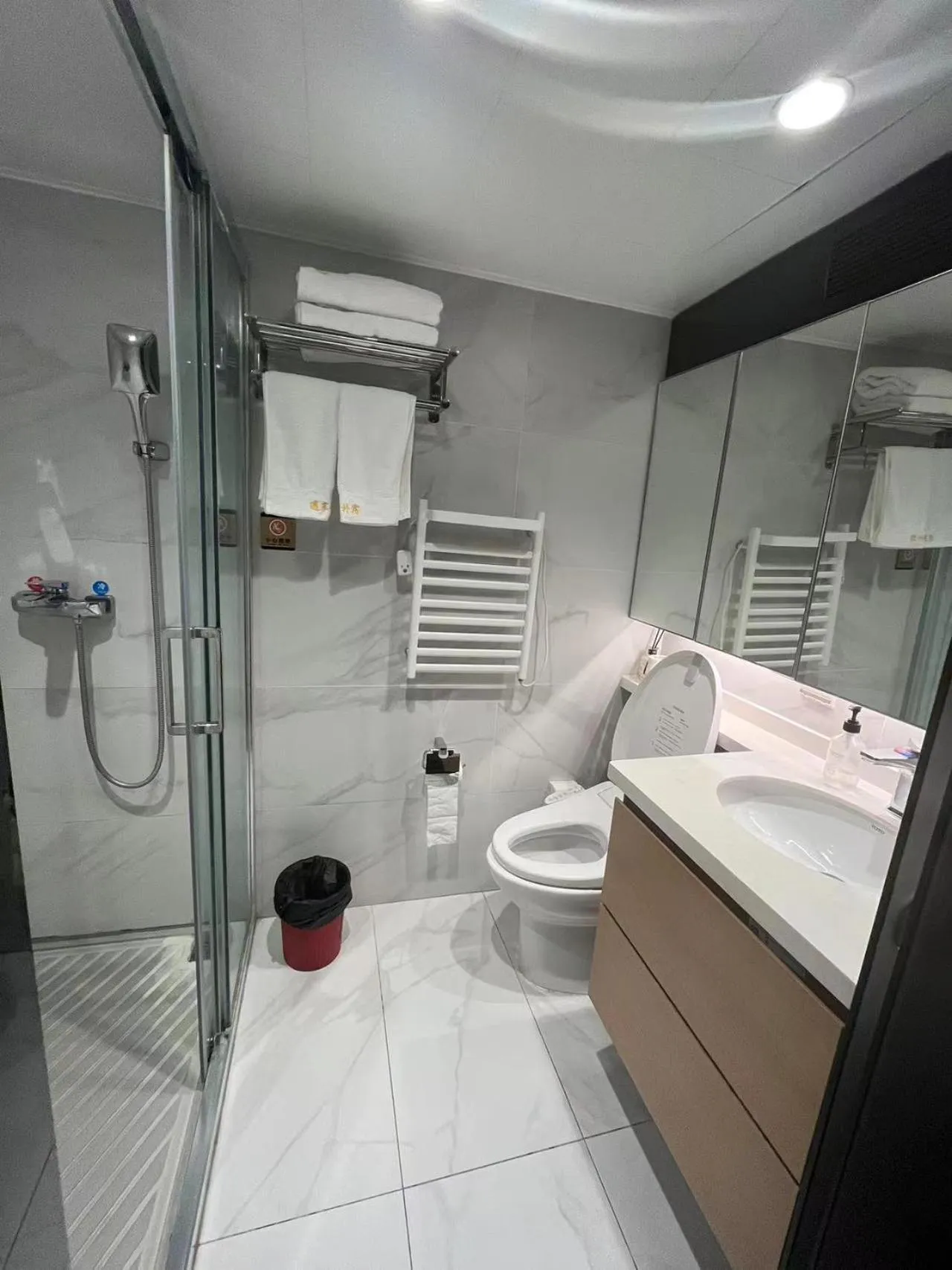 Bathroom in Guangzhou YuXiang Apartment - Guangzhou Pazhou International Convention and Exhibition Center