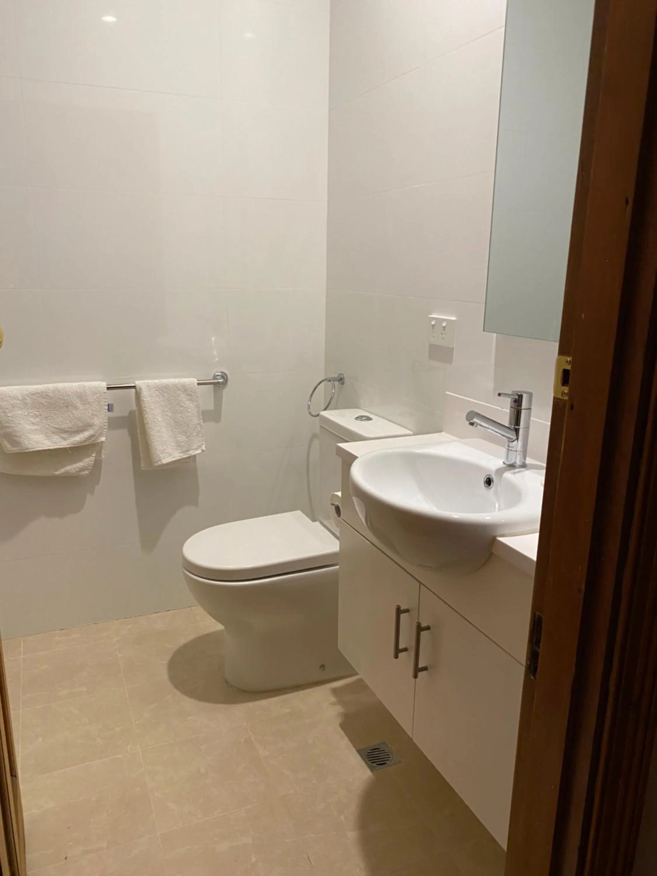 Toilet in RIALTO SUITES Fremantle