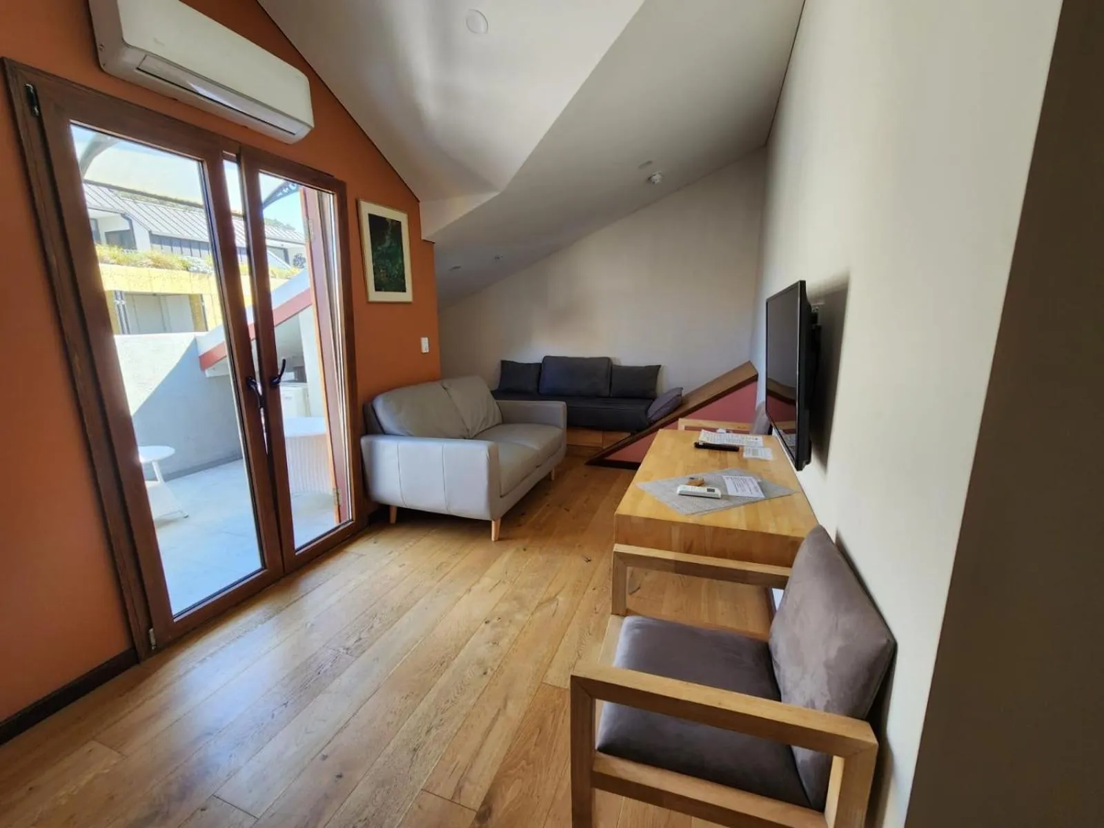 Communal lounge/ TV room in RIALTO SUITES Fremantle