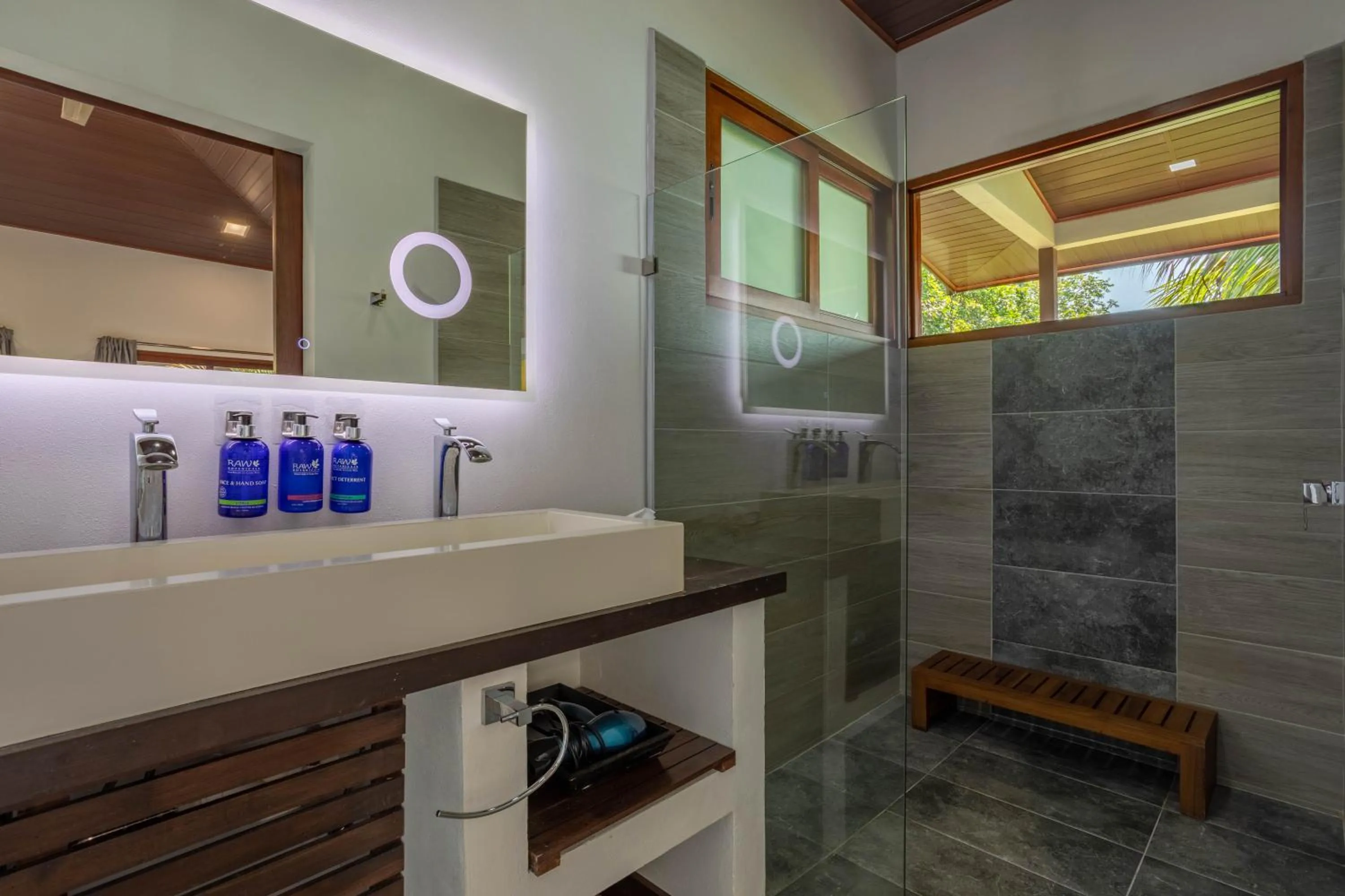 Shower in The Tranquilo Lodge, Adult Only, All meals included