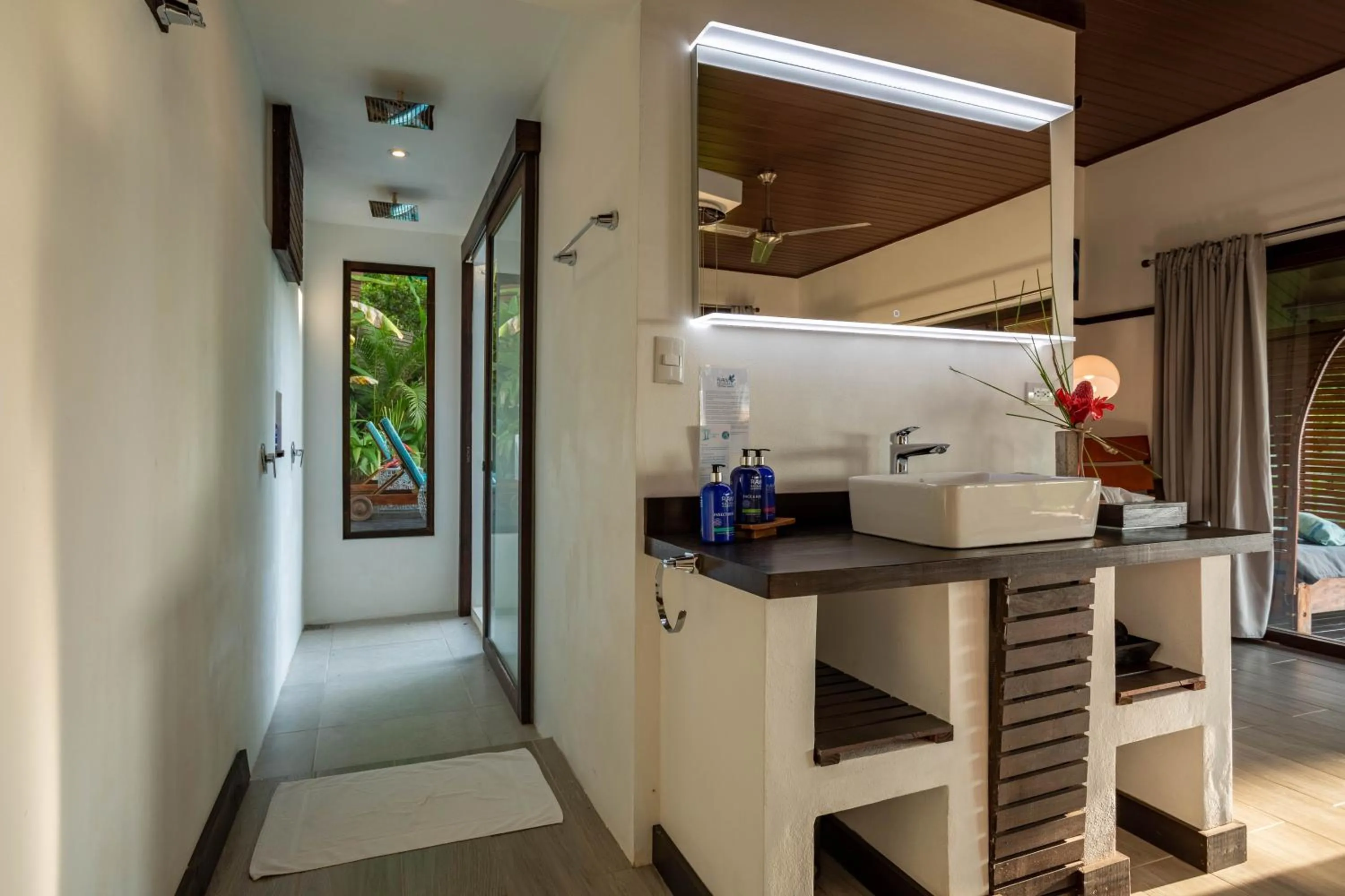 Bathroom in The Tranquilo Lodge, Adult Only, All meals included