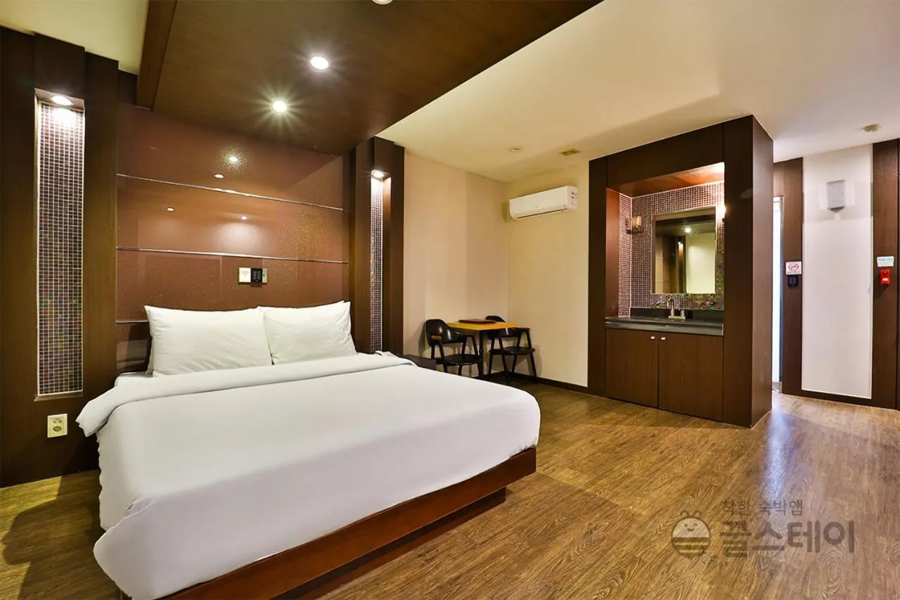Superior Double Room in incheon Airport Hotel June