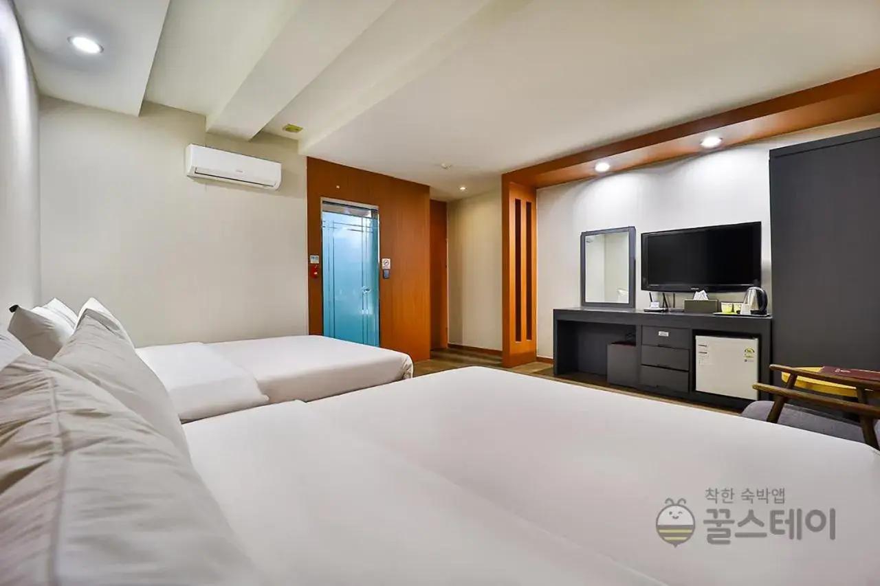 Family Suite in incheon Airport Hotel June Family Suite in incheon Airport Hotel June