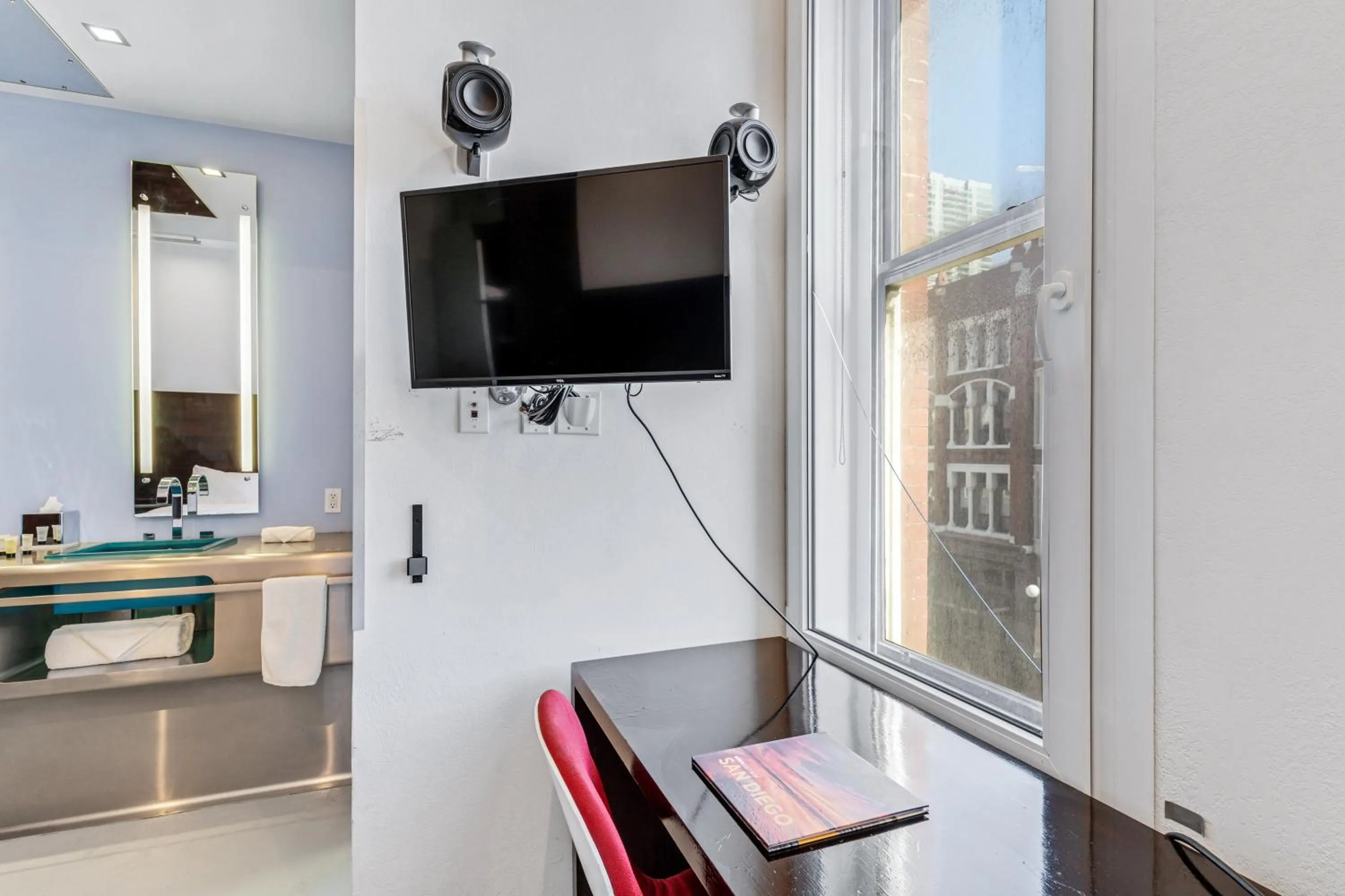 Communal lounge/ TV room in The Keating