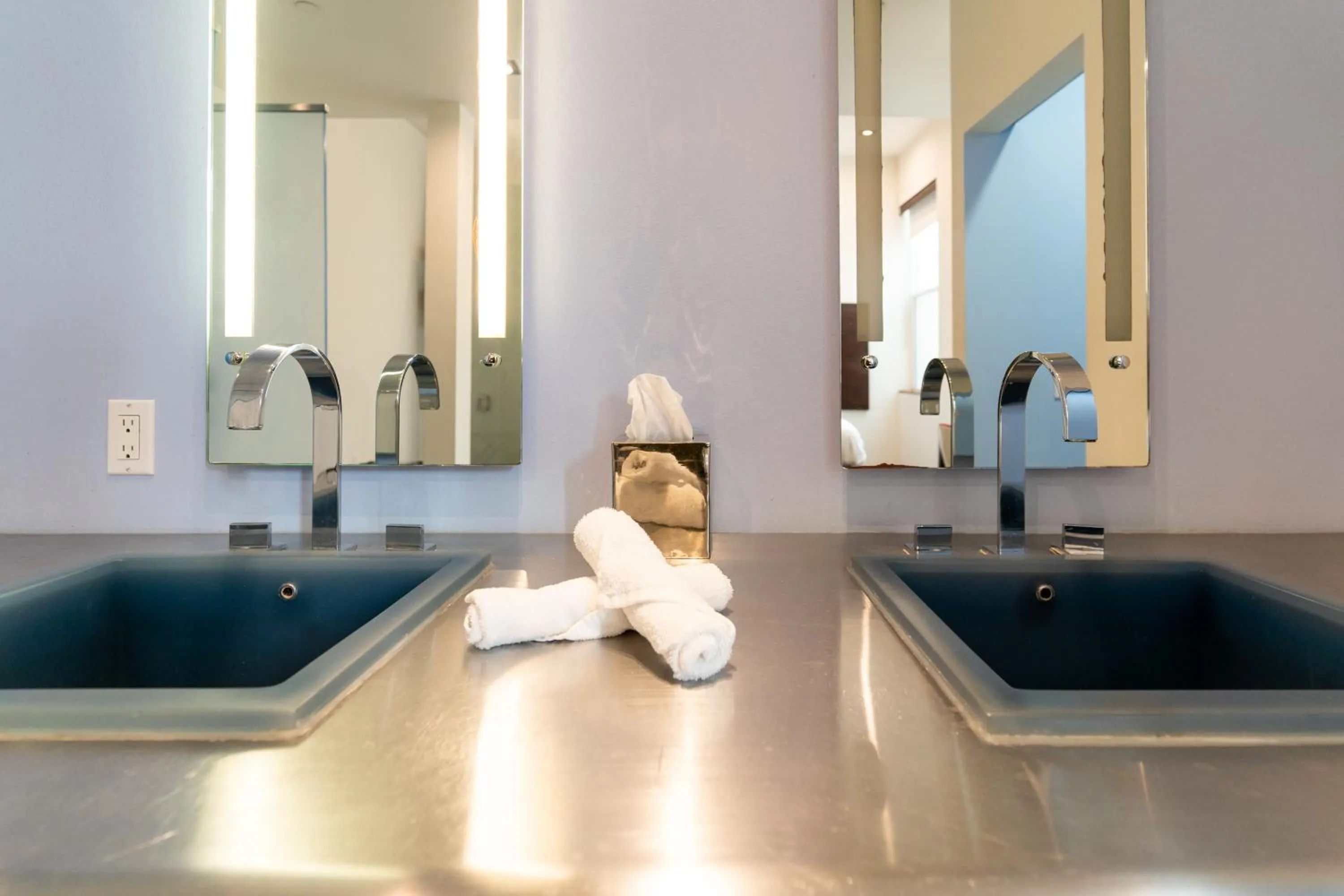 Bathroom in The Keating