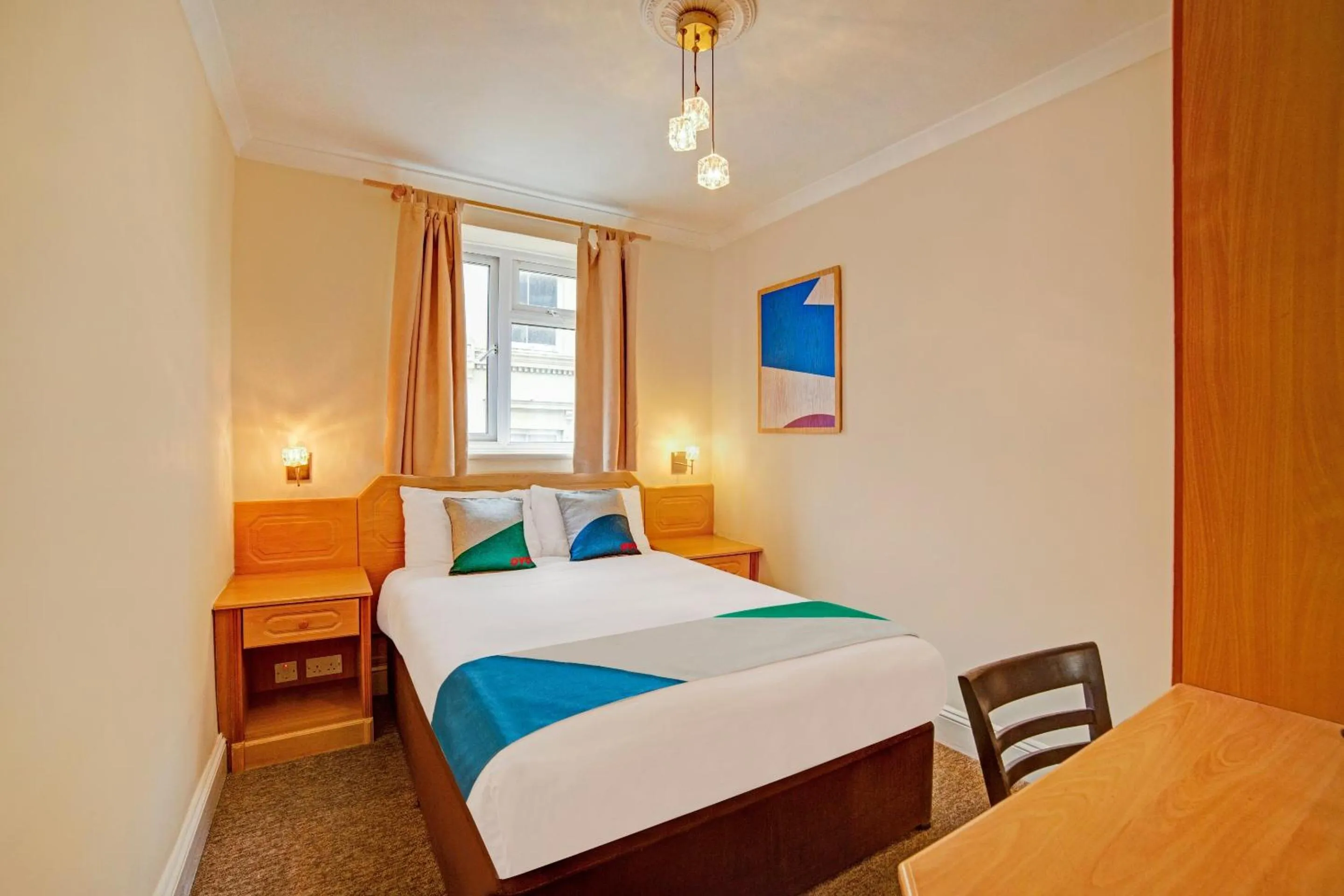 Bedroom in The Gullivers Hotel