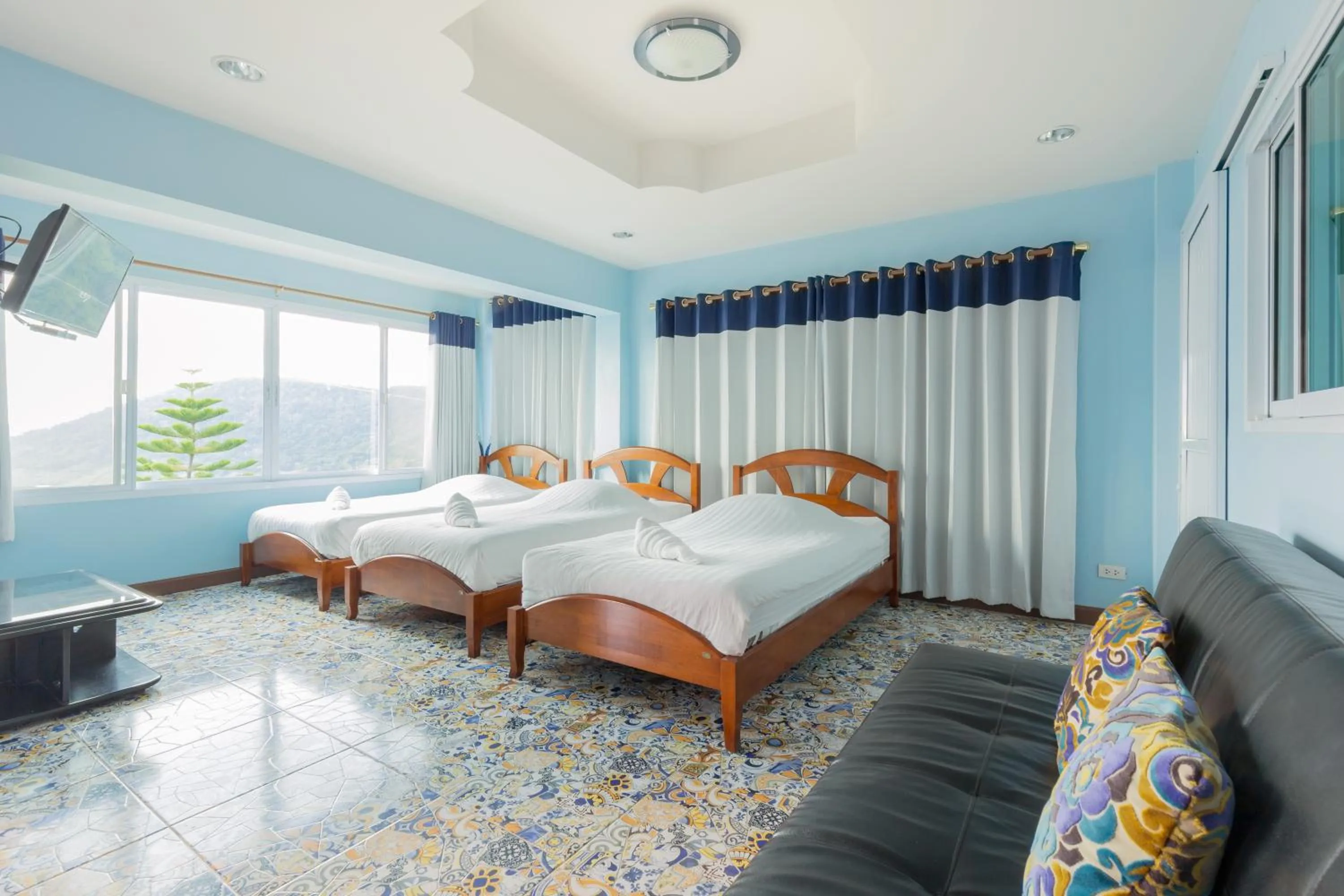 Bed in Mhork Buri Resort