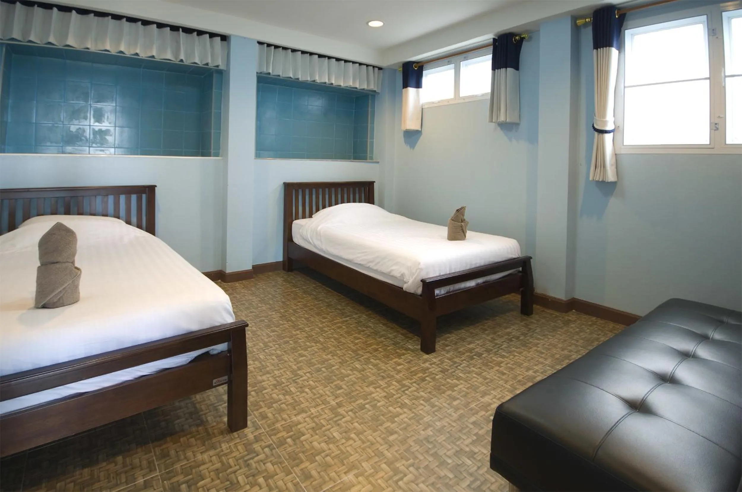 Bed in Mhork Buri Resort