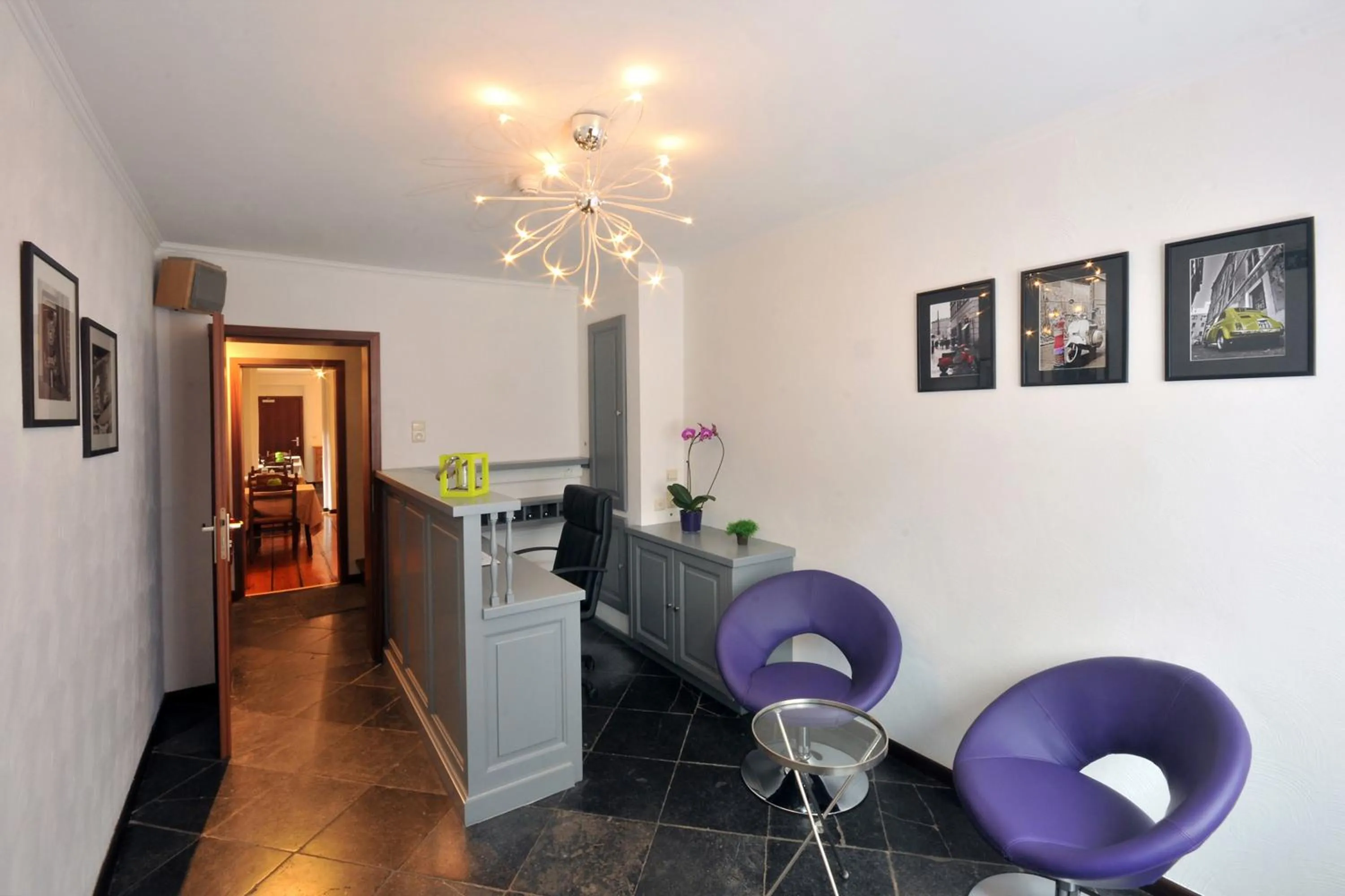 Lobby or reception in Hôtel du Perron