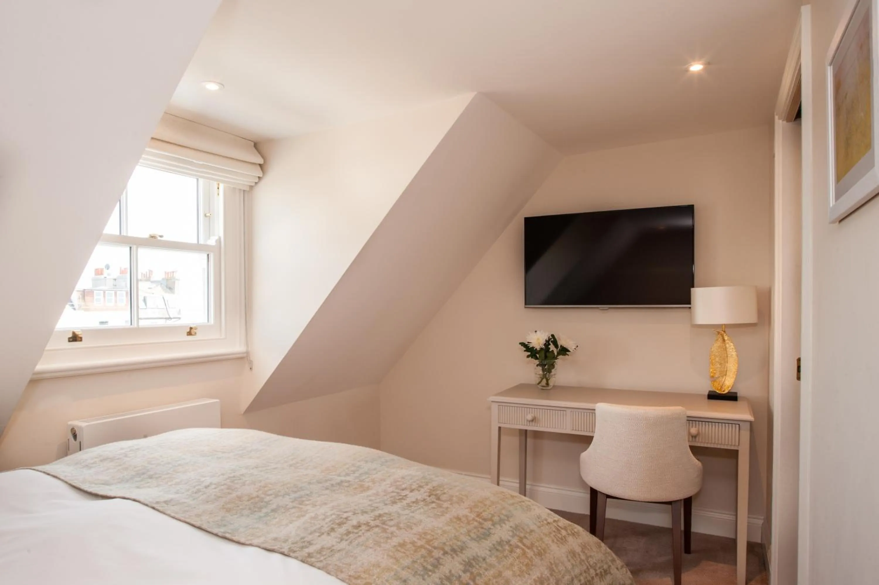 Bedroom, Bed in The Charm Brighton Boutique Hotel & Spa