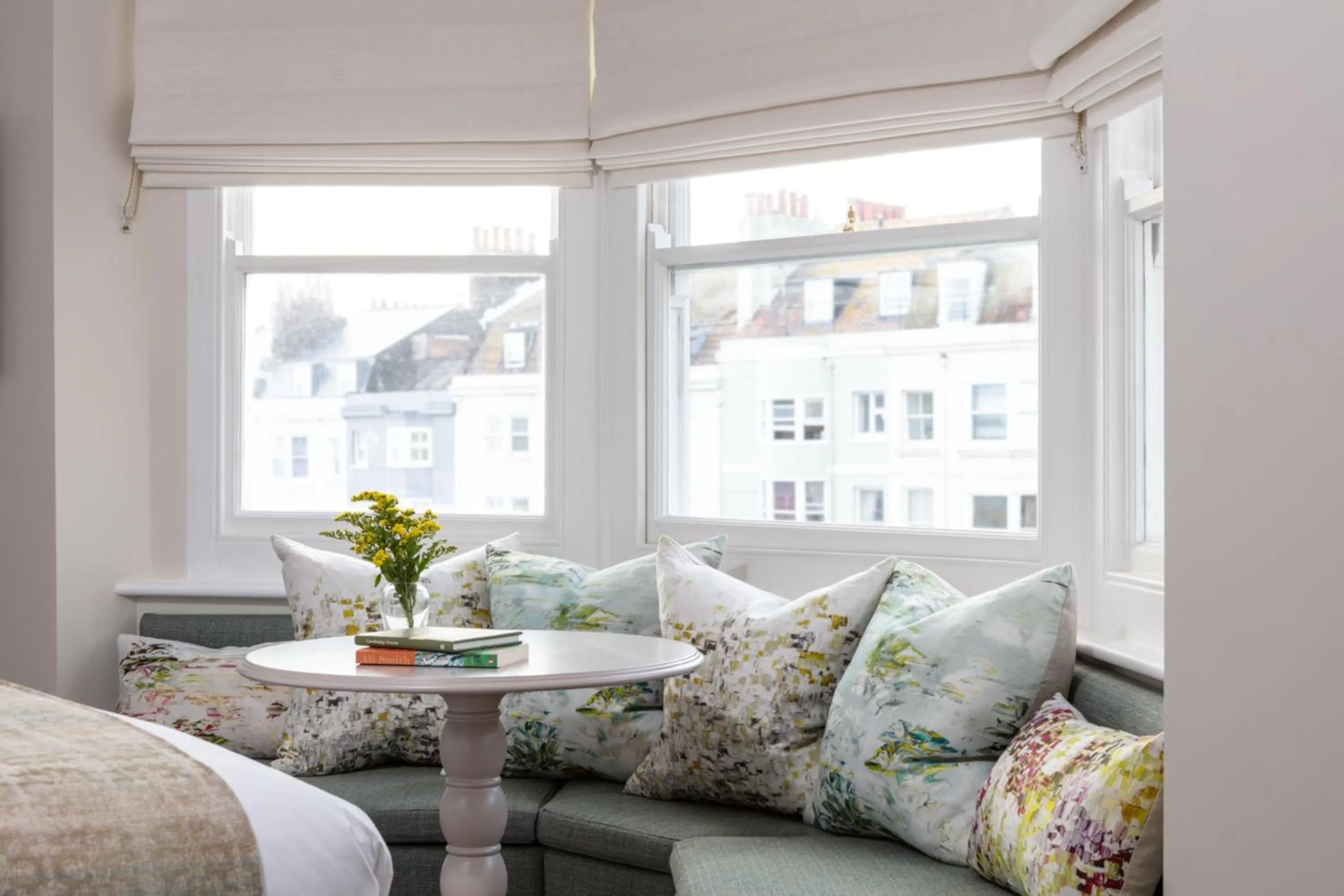 Seating area, Bed in The Charm Brighton Boutique Hotel & Spa