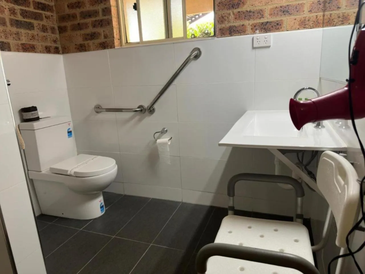 Bathroom in Clock Tower Motor Inn