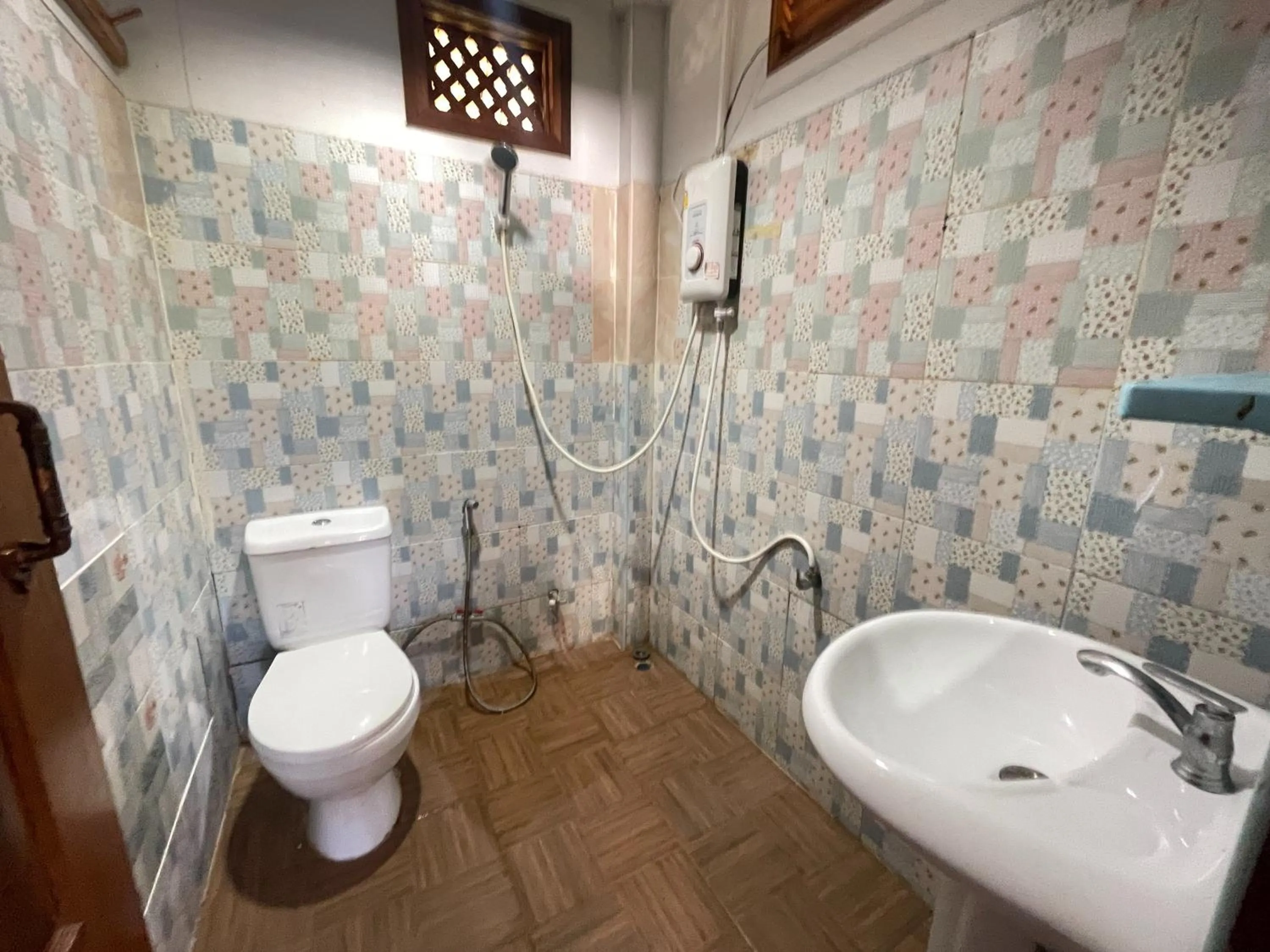 Shower in Oh Taley Resort