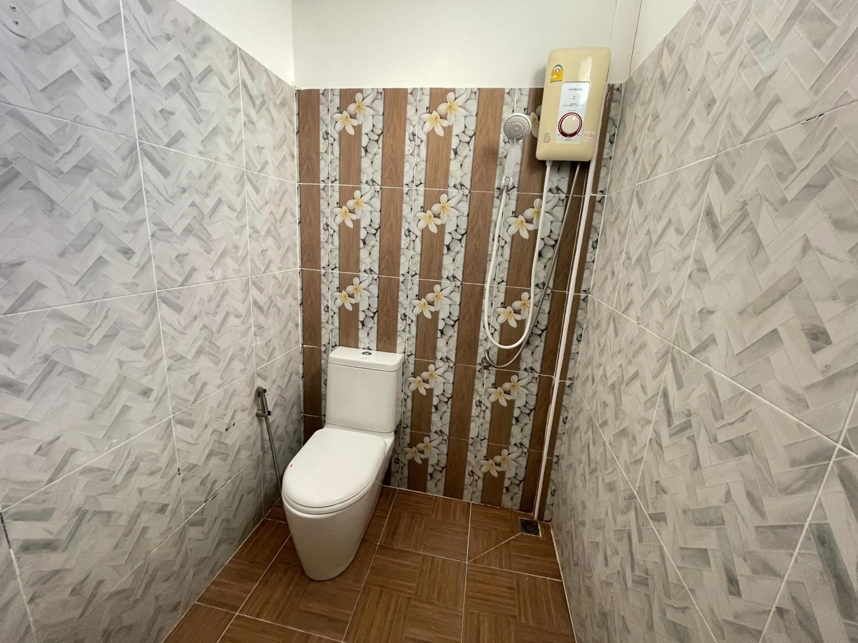 Shower in Oh Taley Resort