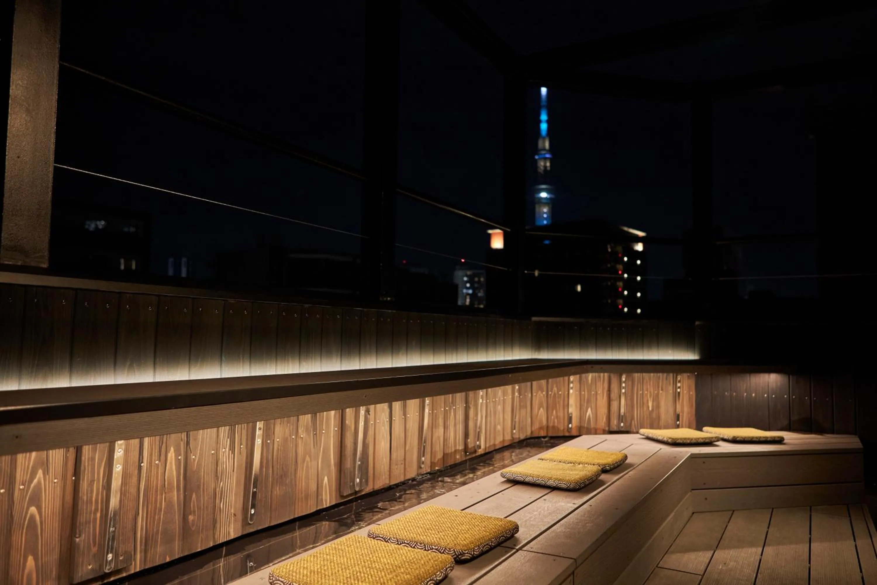 Area and facilities in SAKE Bar Hotel Asakusa