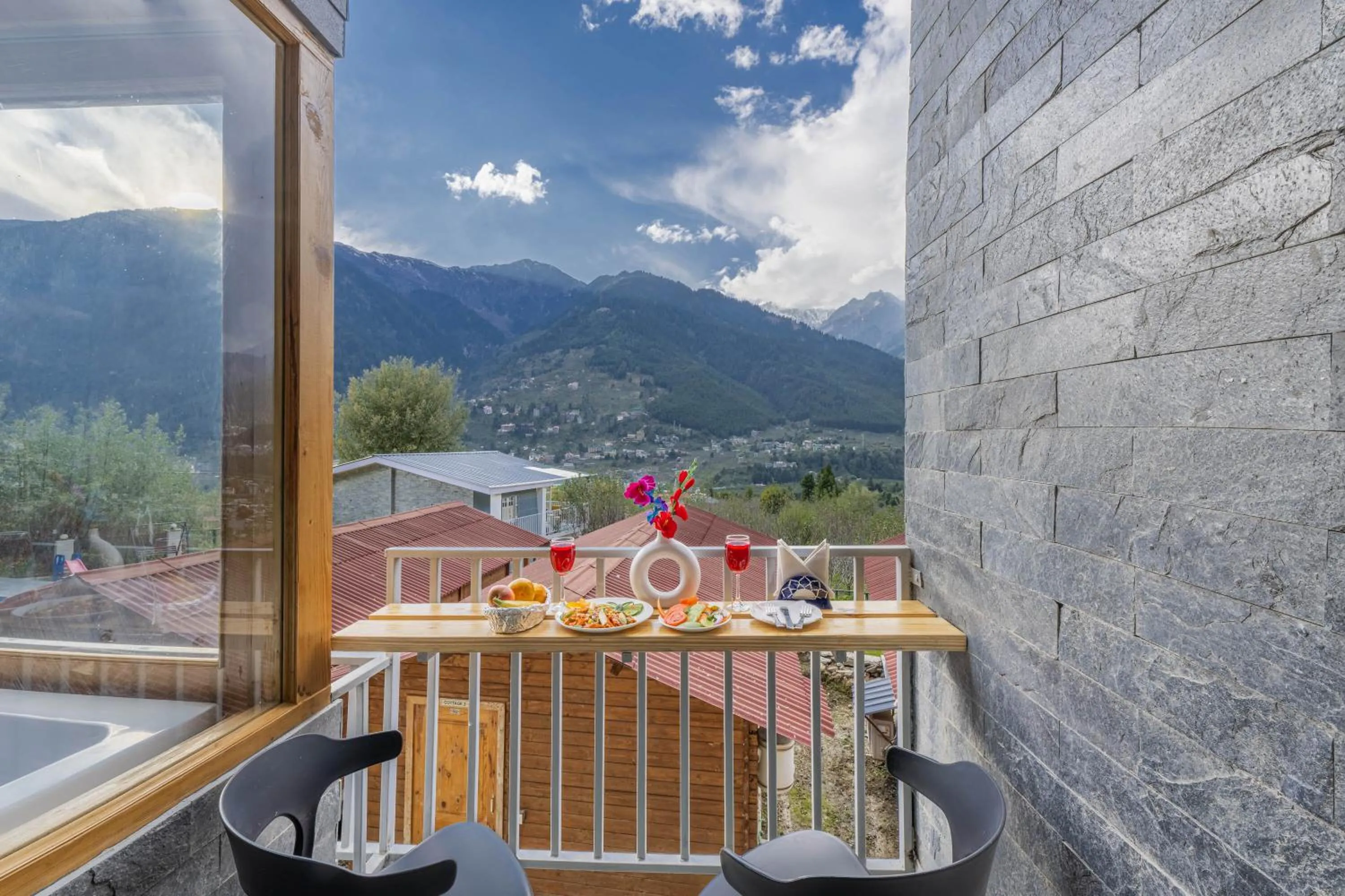 View (from property/room) in Echor Himalayan Heights Luxe Resort & Spa, Manali