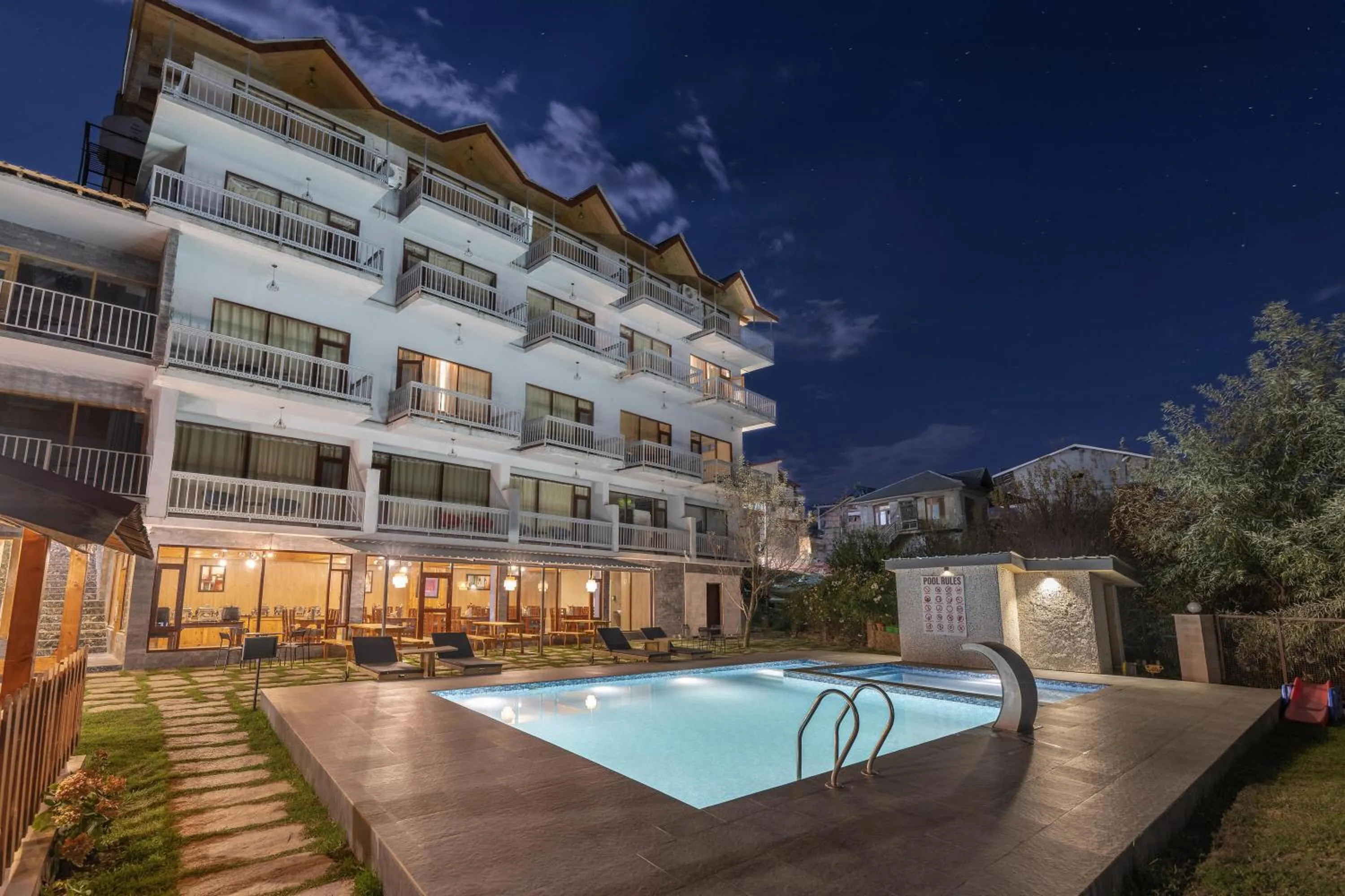 Property building in Echor Himalayan Heights Luxe Resort & Spa, Manali