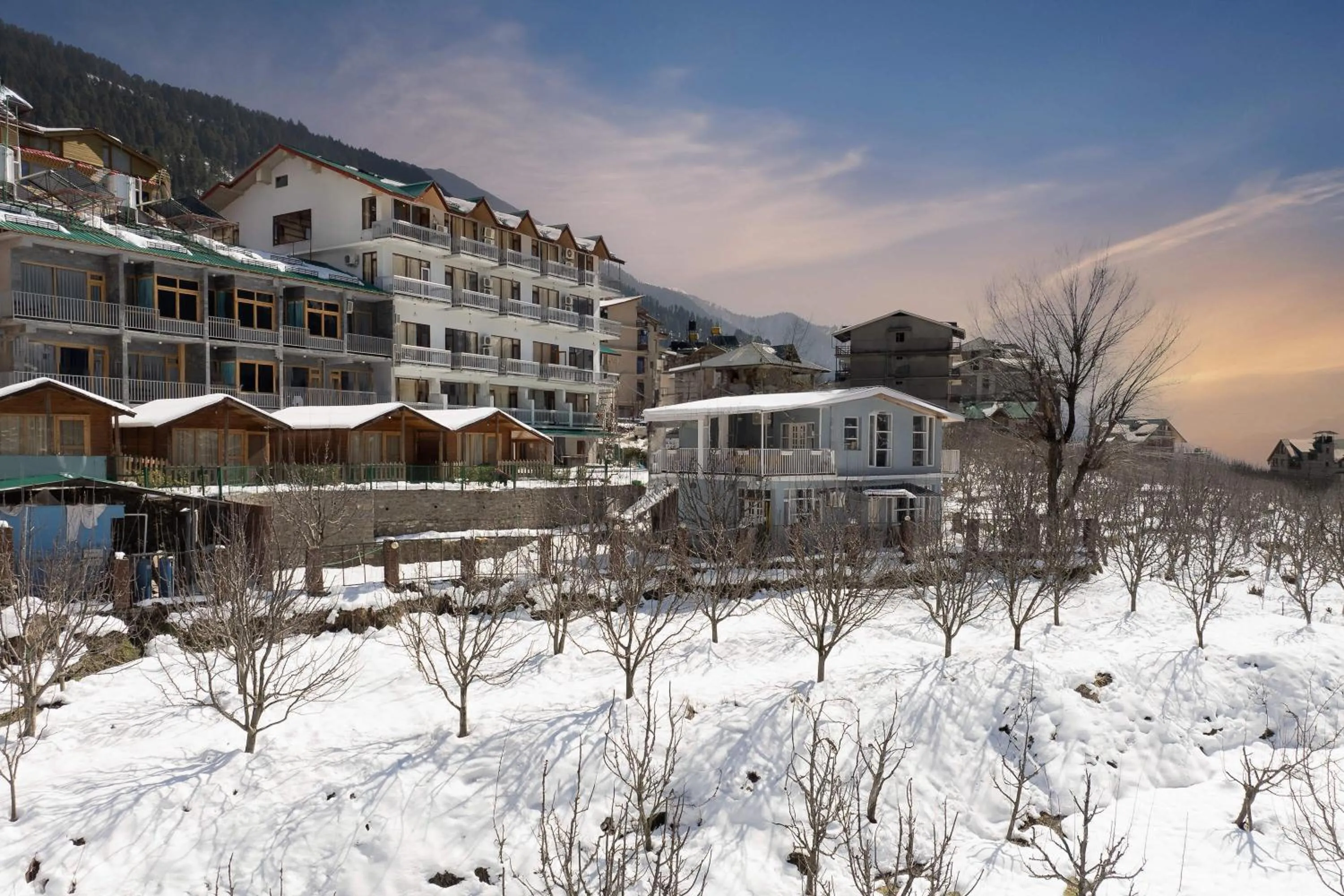 Property building in Echor Himalayan Heights Luxe Resort & Spa, Manali