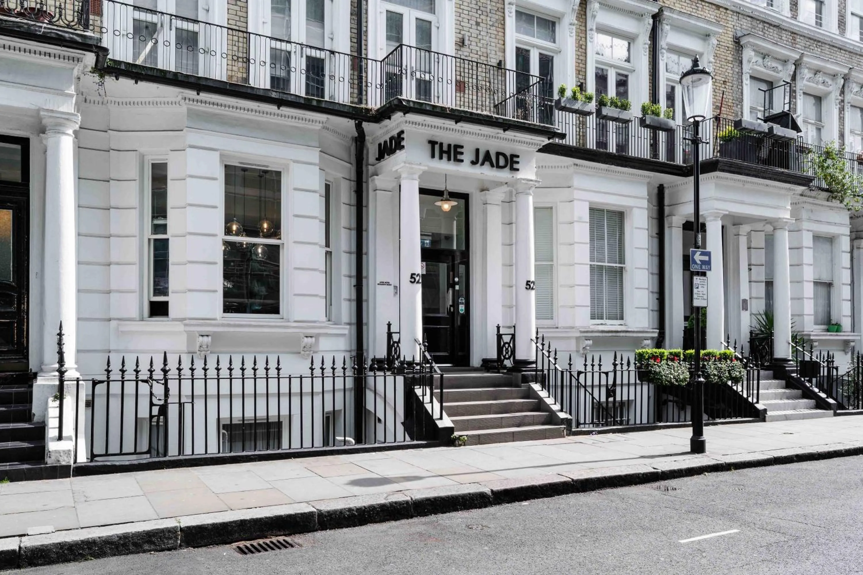 Facade/entrance in The Jade