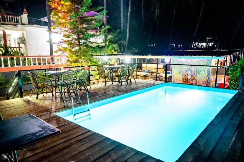 Swimming pool in Vintage Beach Resort