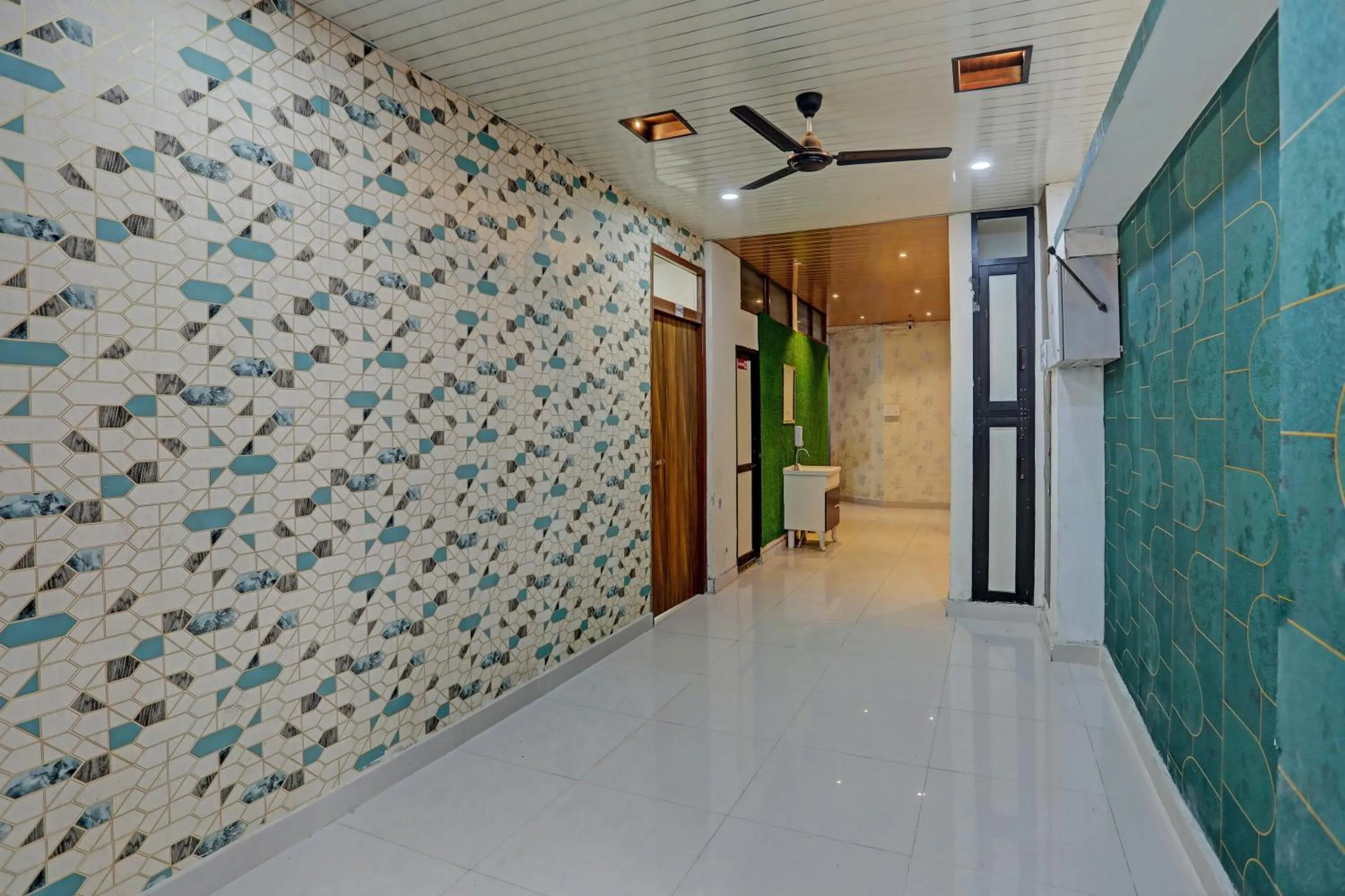 Lobby or reception in Hotel O Krishna Guest House & PG