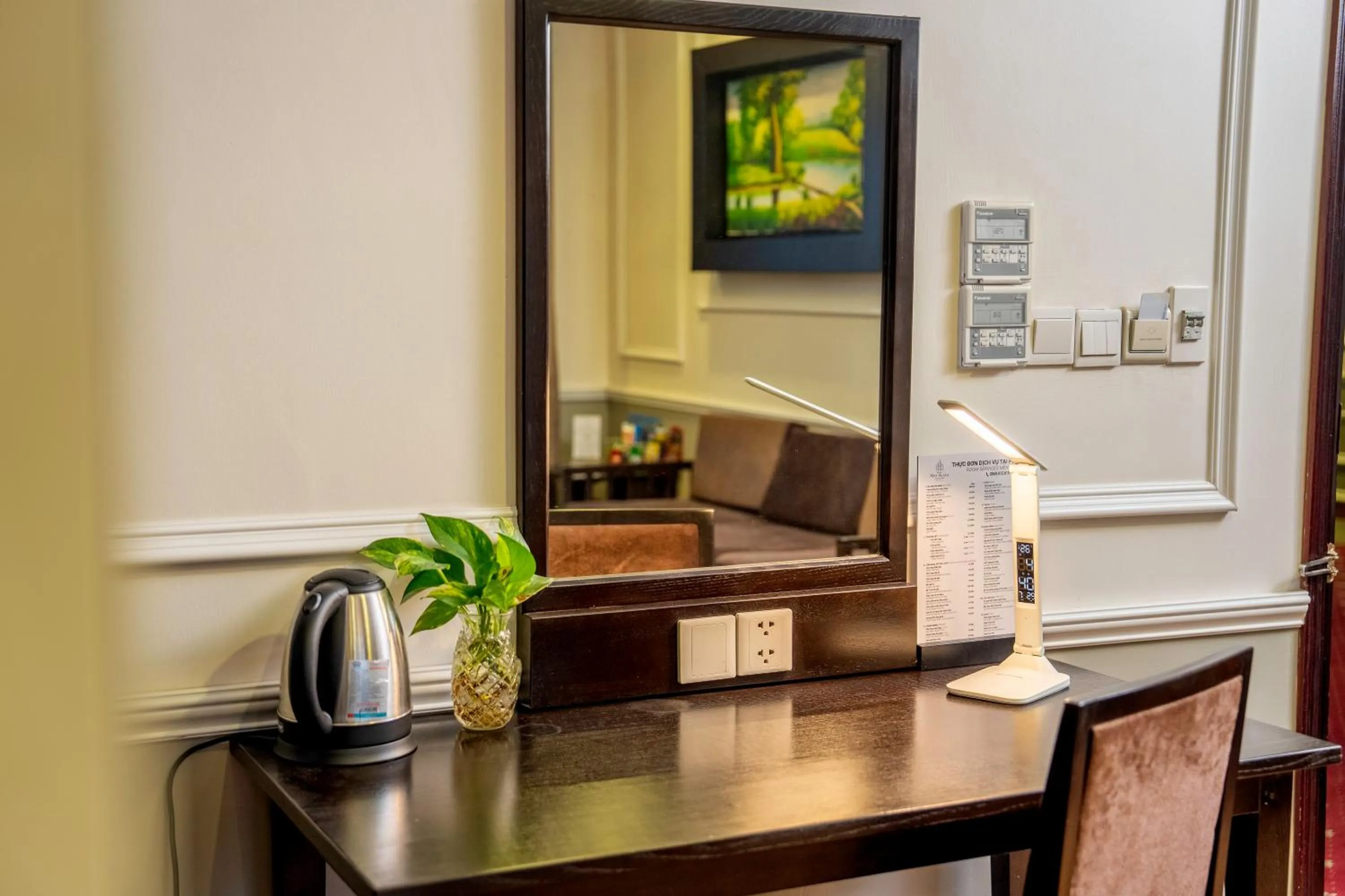 TV and multimedia in MAY PLAZA HOTEL