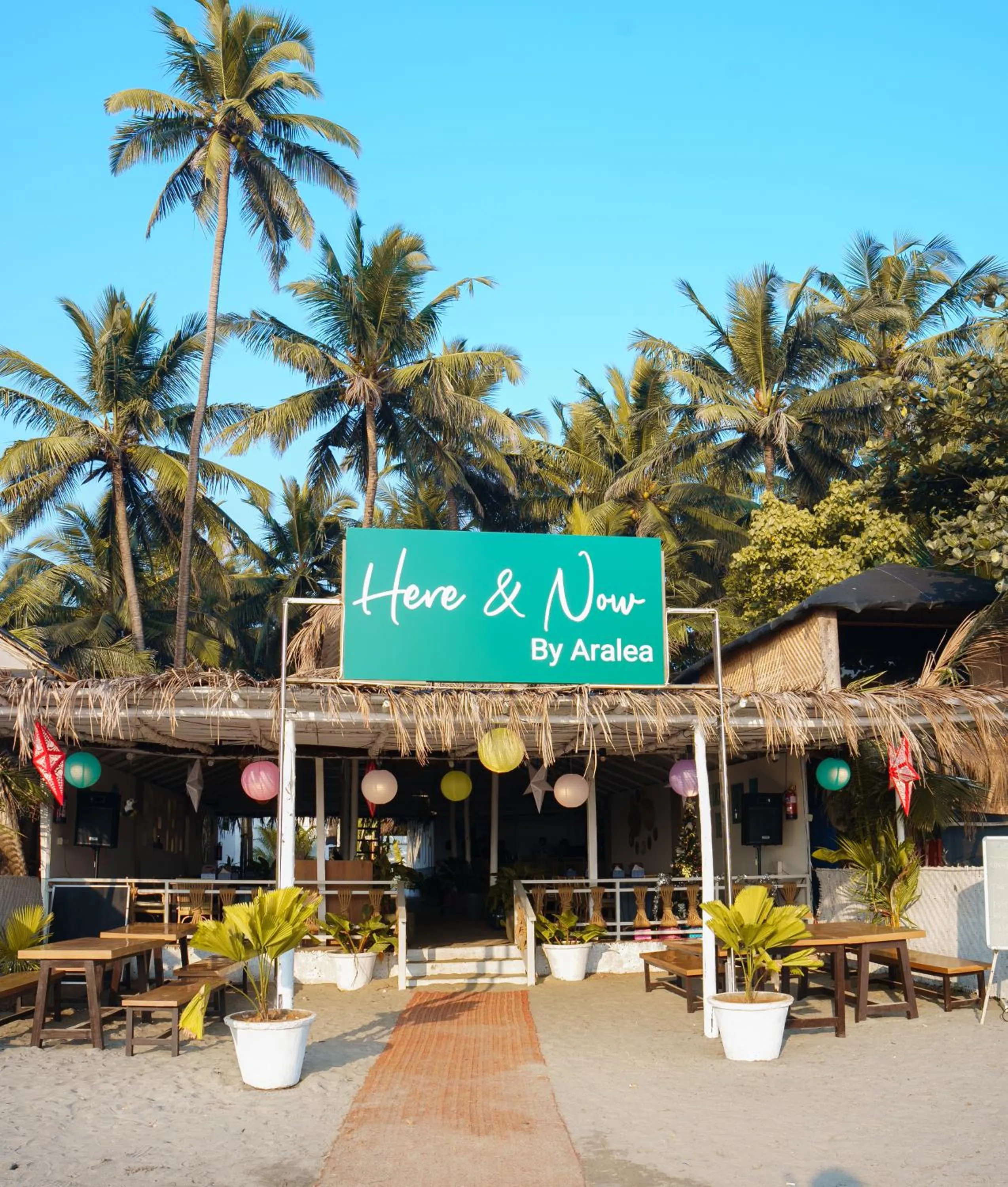 Restaurant/places to eat in Aralea Beach Resort By Stone Wood Premier