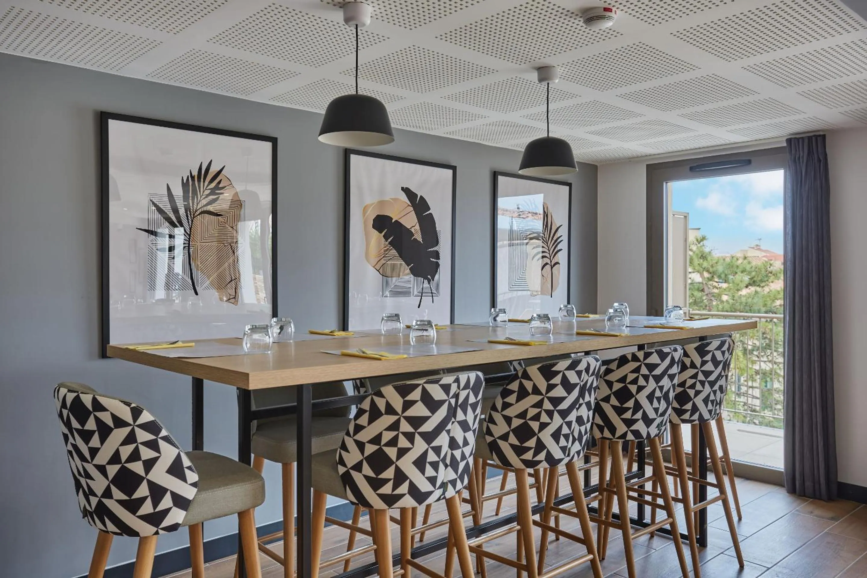 Breakfast in Appart'hôtel Odalys City - Nîmes Arènes - Palais des Congrès