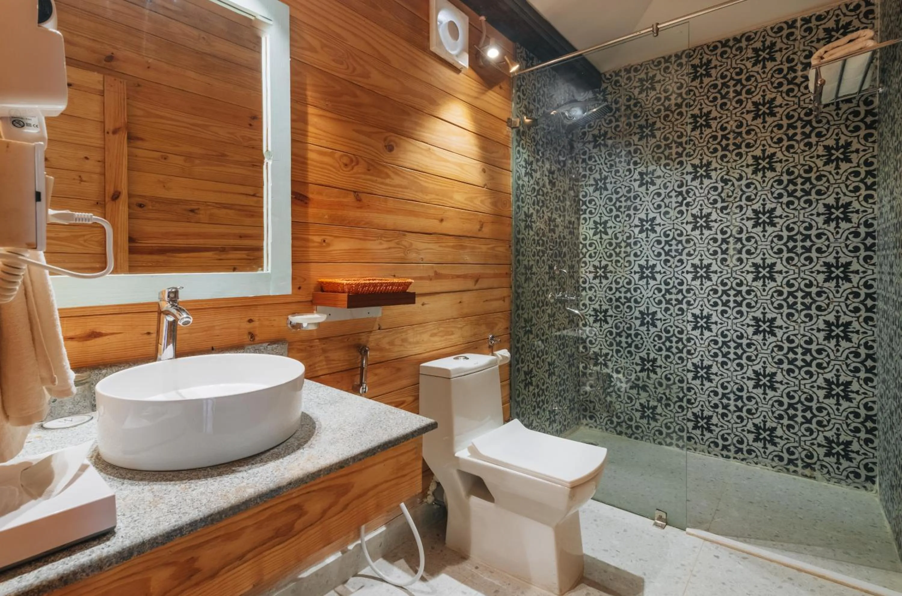 Bathroom in Stone Wood Premier Dandeli