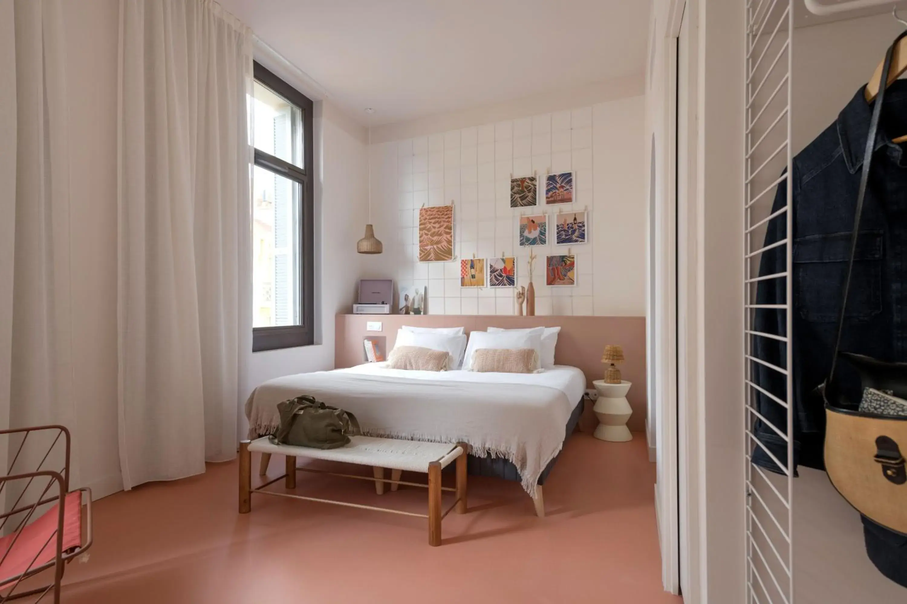 Superior Double Room in SLO Hostel Nice Superior Double Room in SLO Hostel Nice