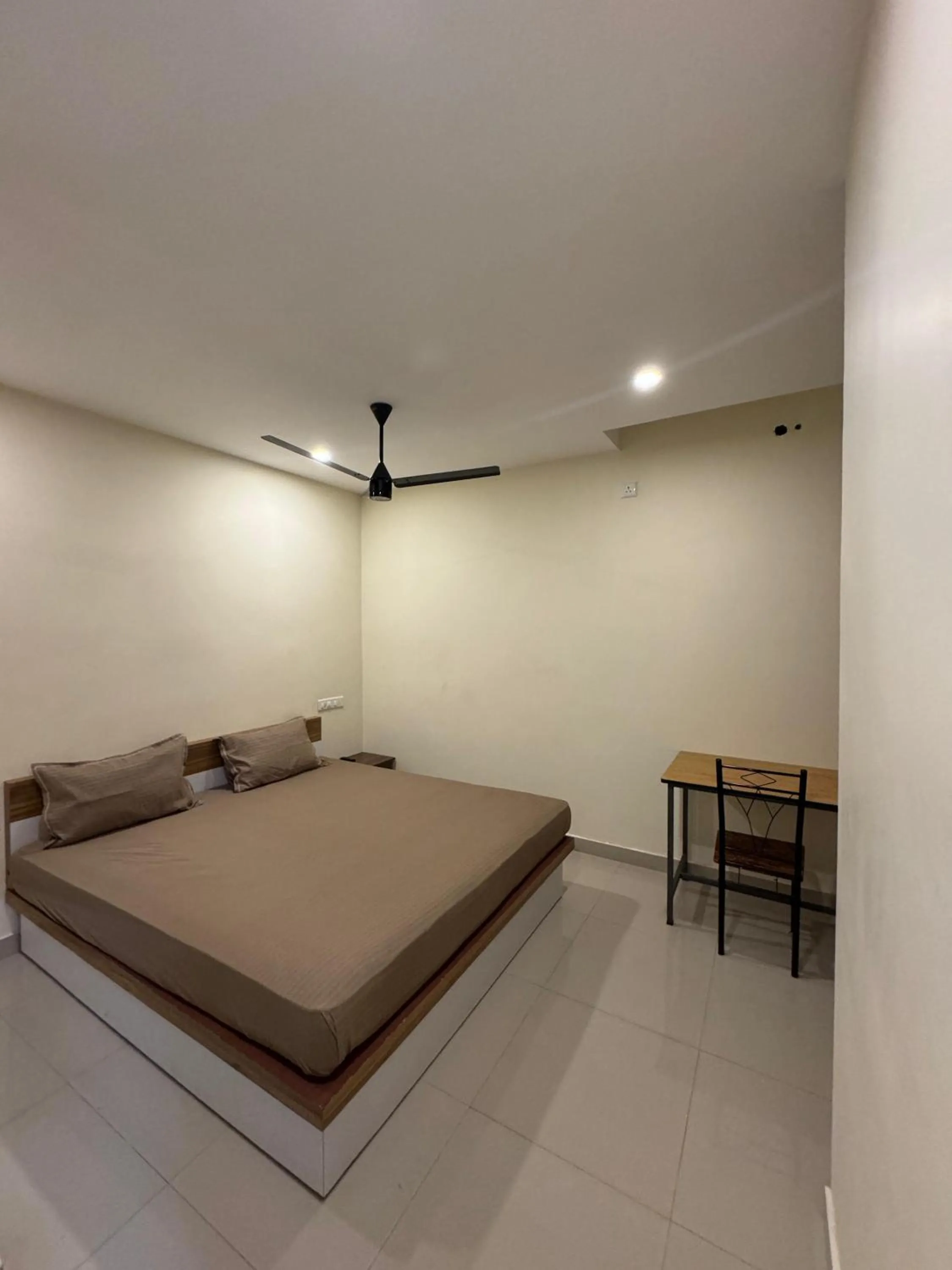 Bedroom, Bed in Heres Haut Residency