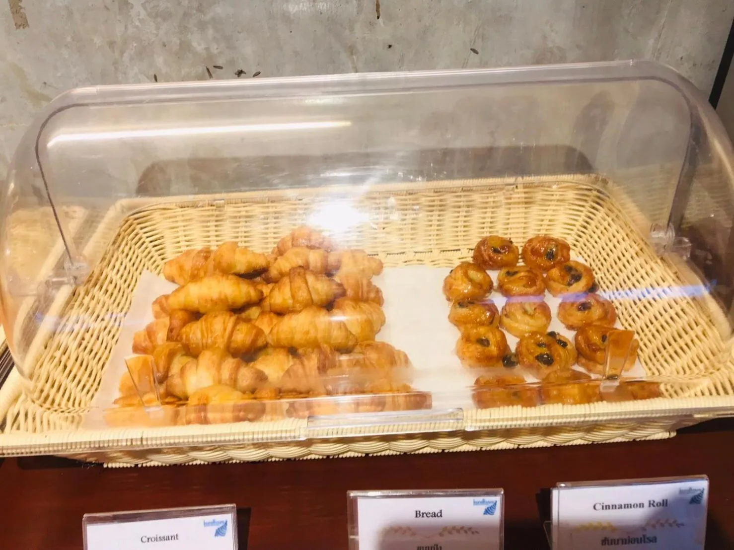 Food and drinks in Bundhaya Villas