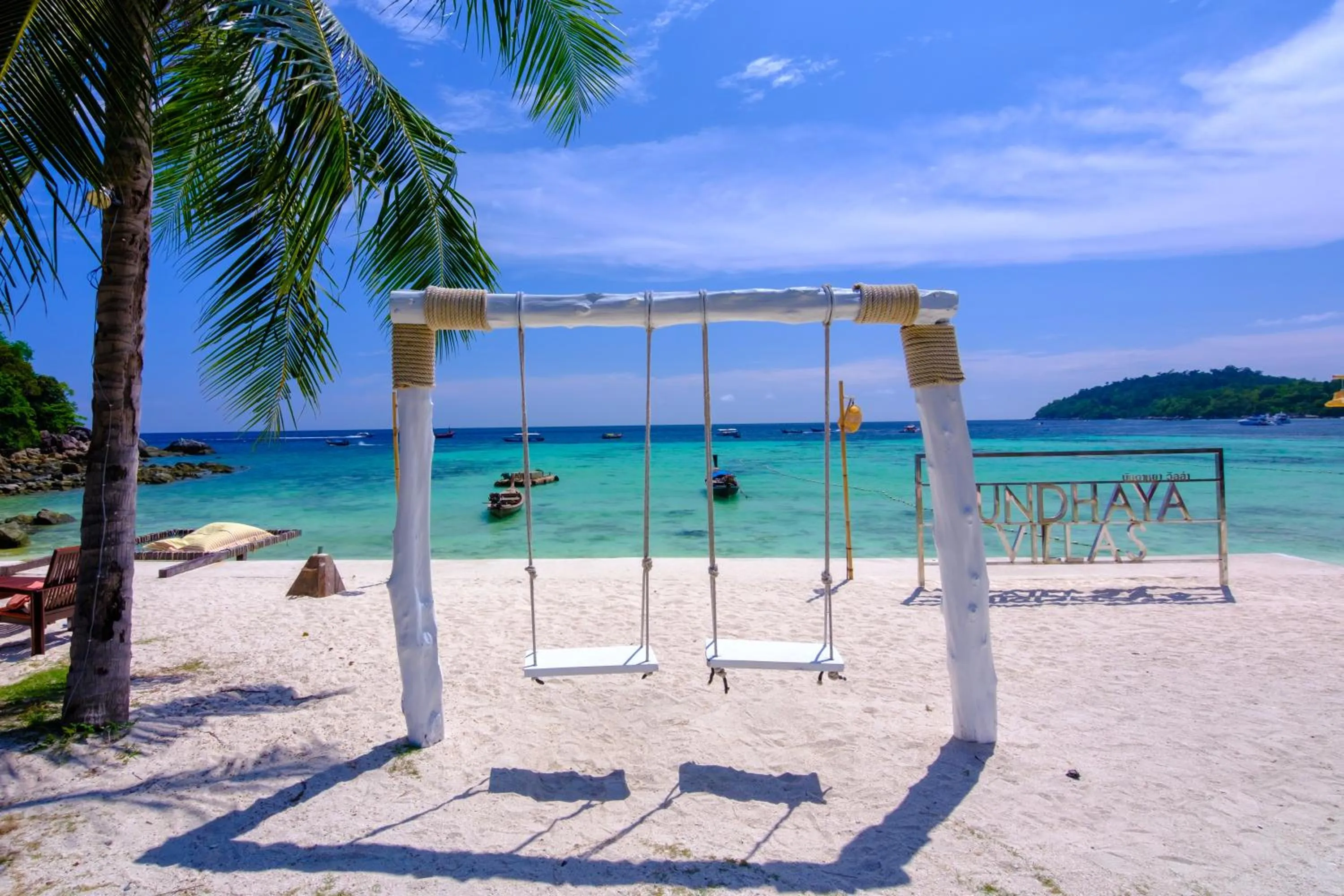 Property building in Bundhaya Villas