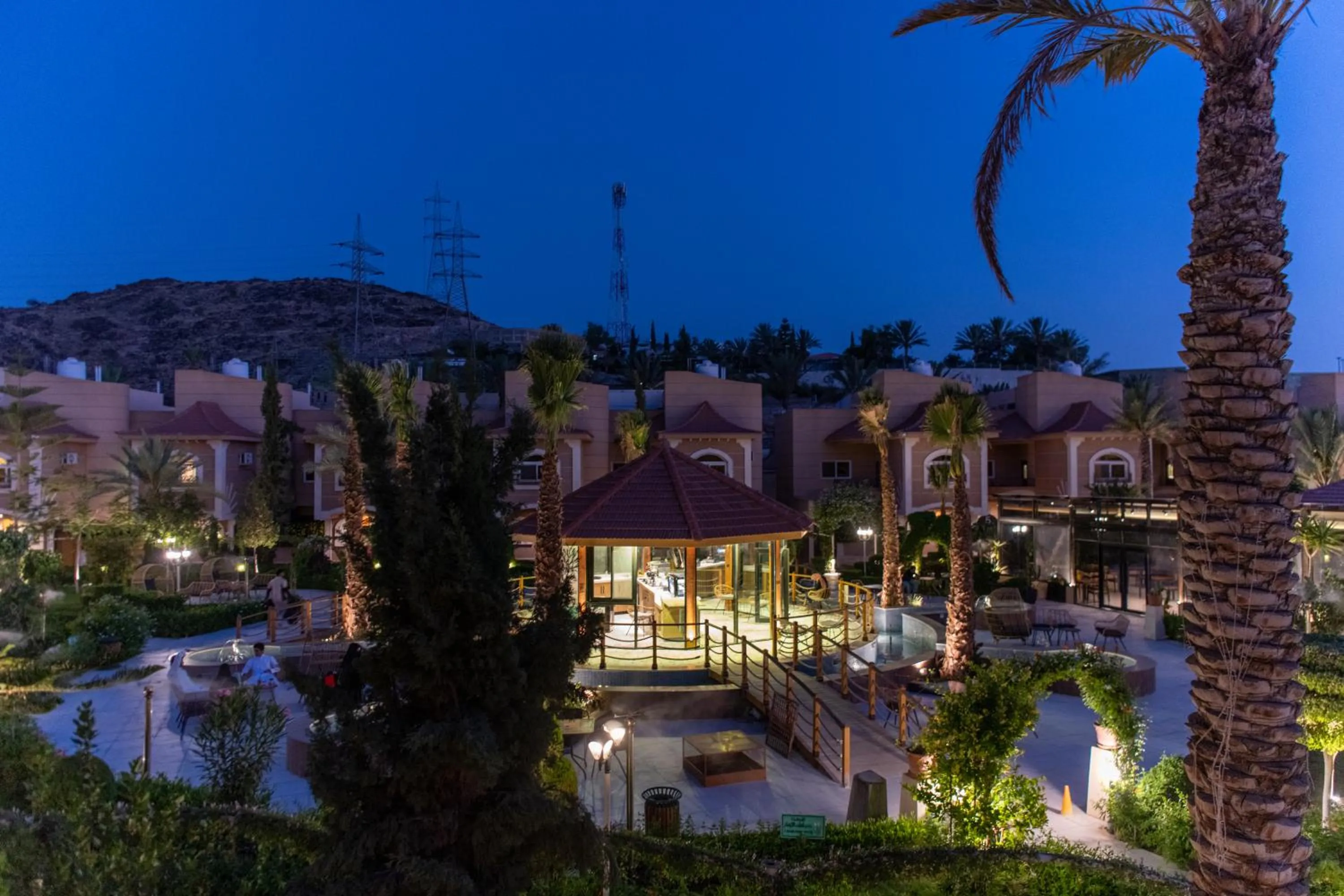 Restaurant/places to eat in Meral Oasis Resort Taif