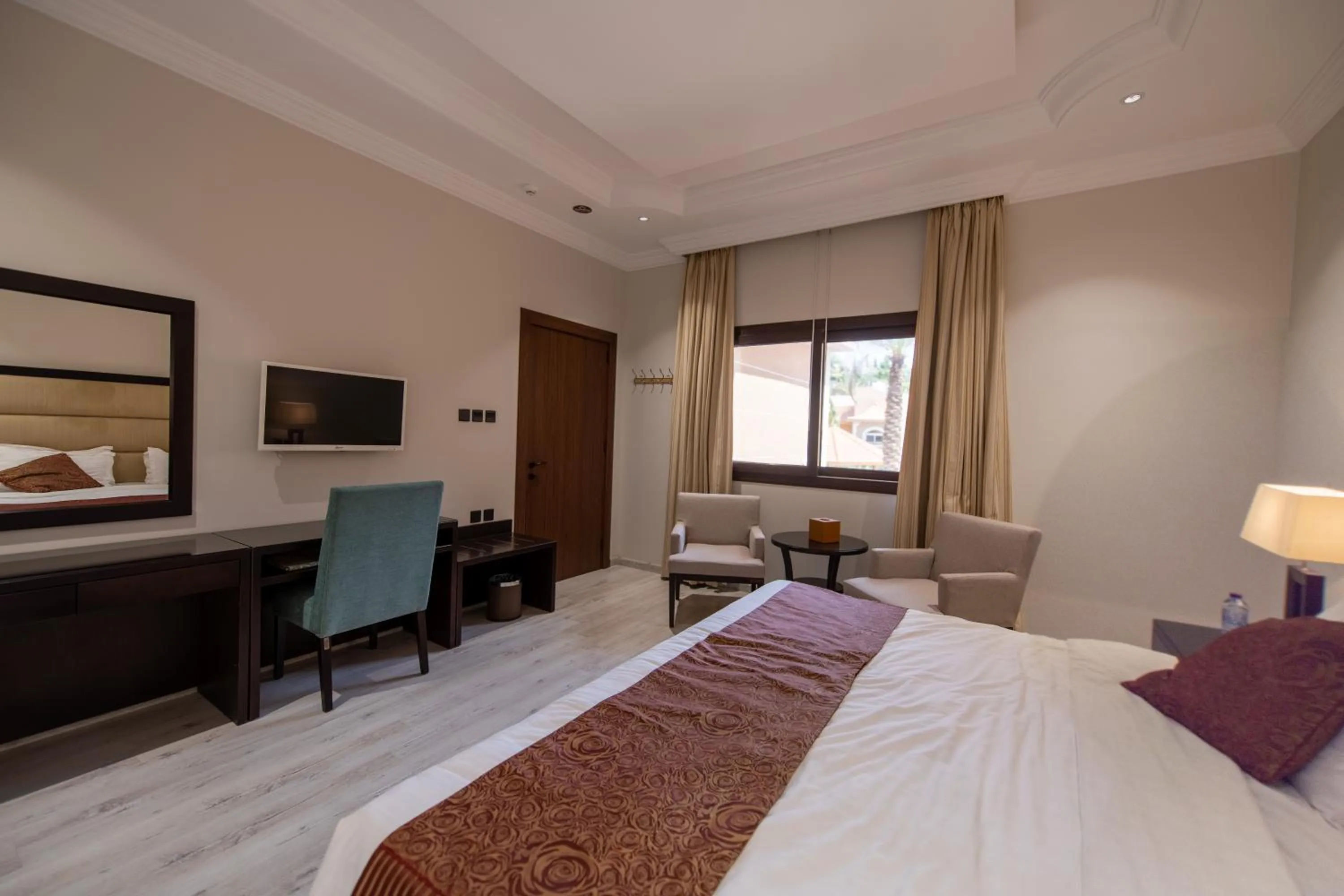 Bed in Meral Oasis Resort Taif