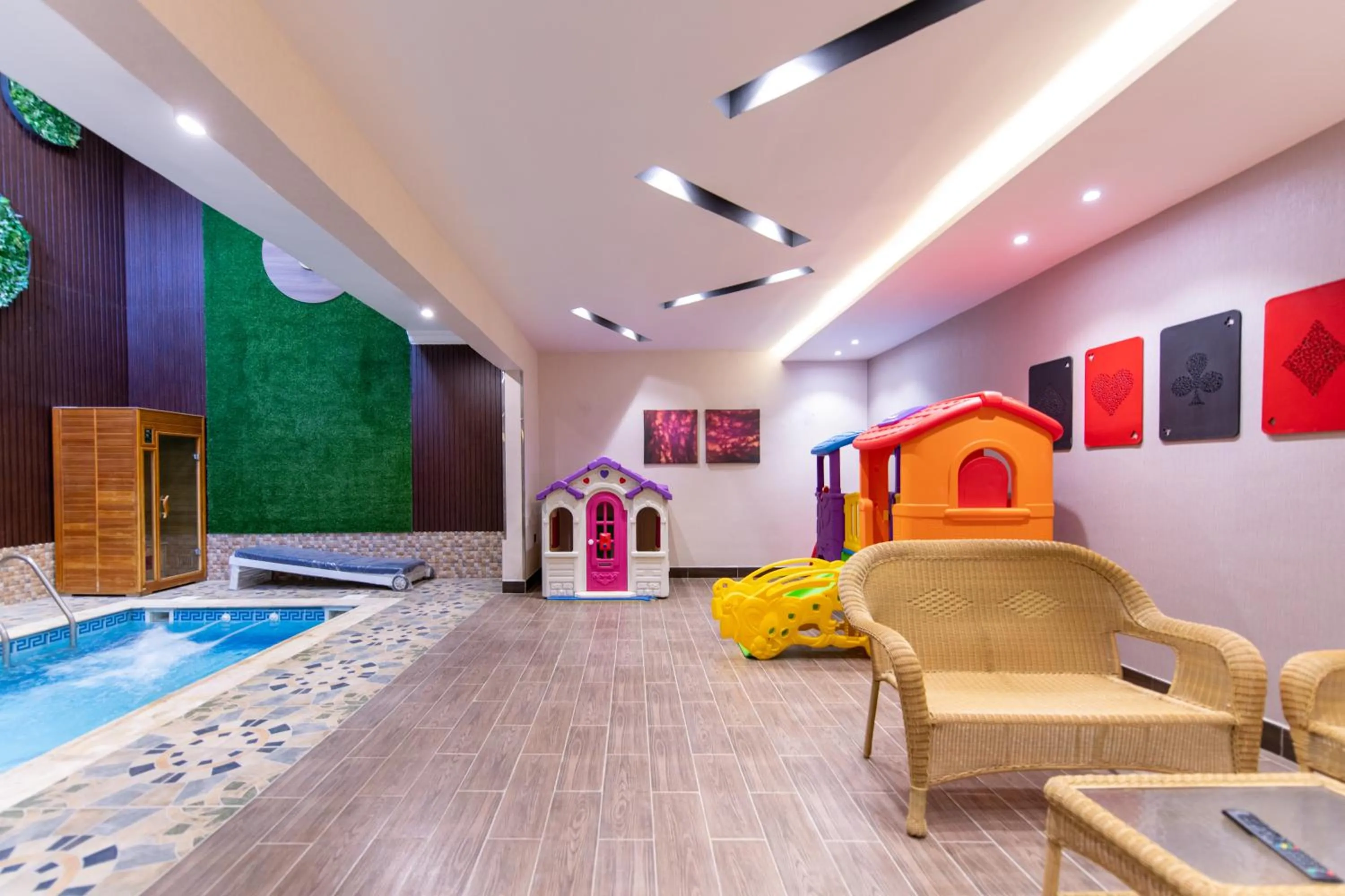 Seating area in Meral Oasis Resort Taif