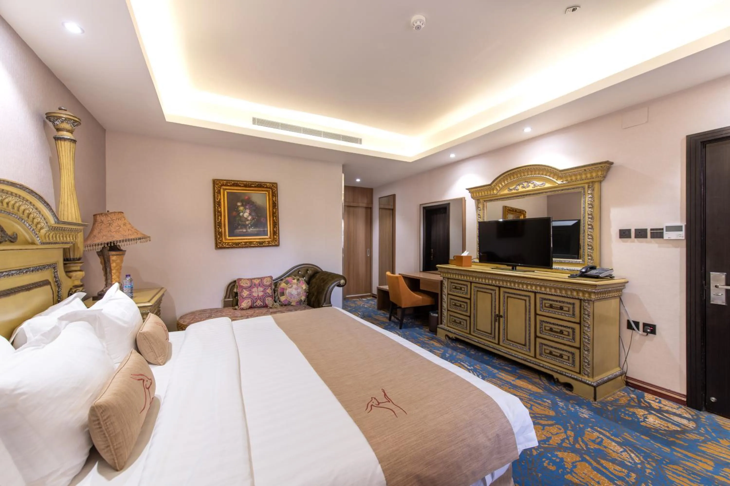 Bed in Meral Oasis Resort Taif