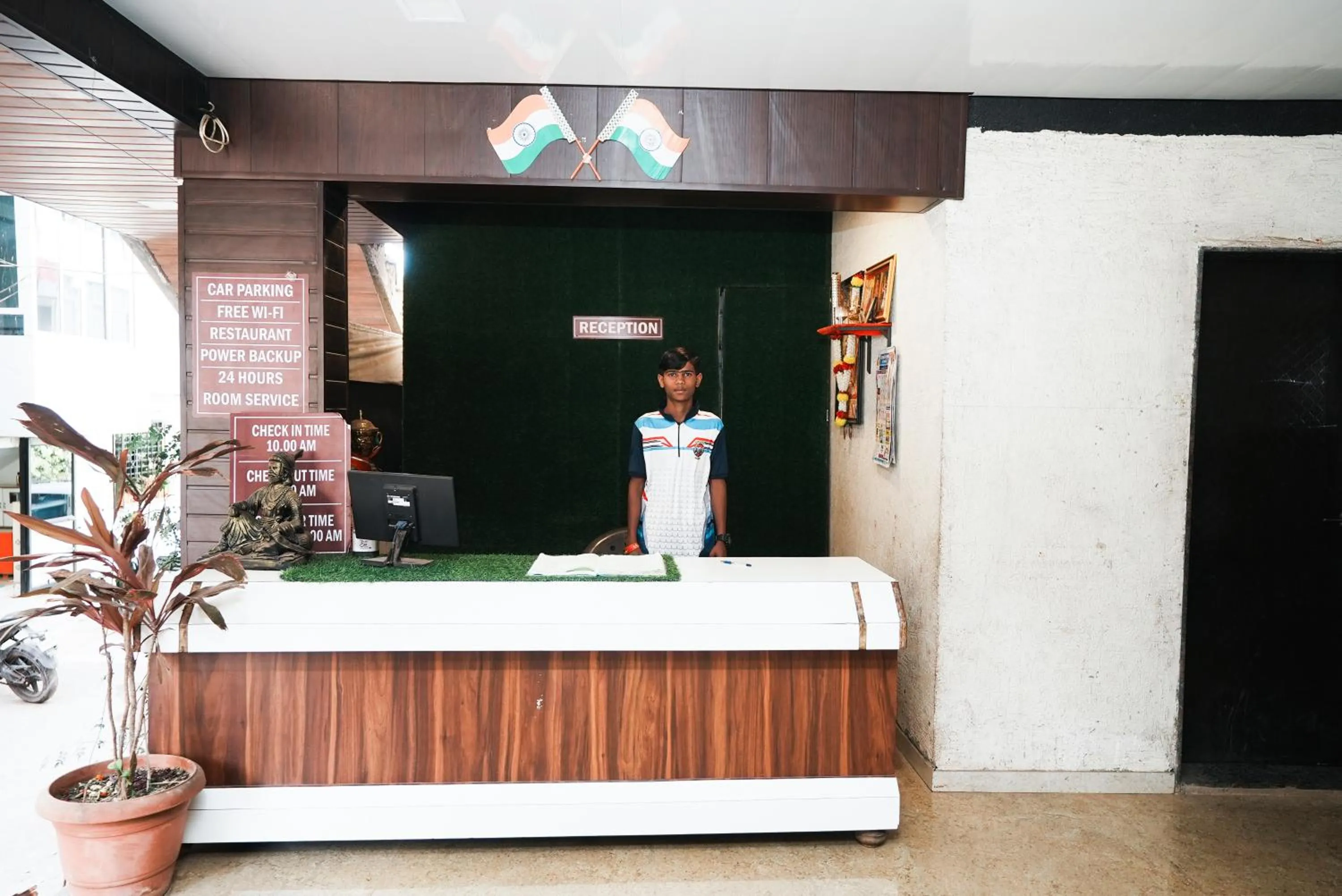 Lobby or reception in Hotel Sai Executive Near Holy Cross Church Mahabaleshwar